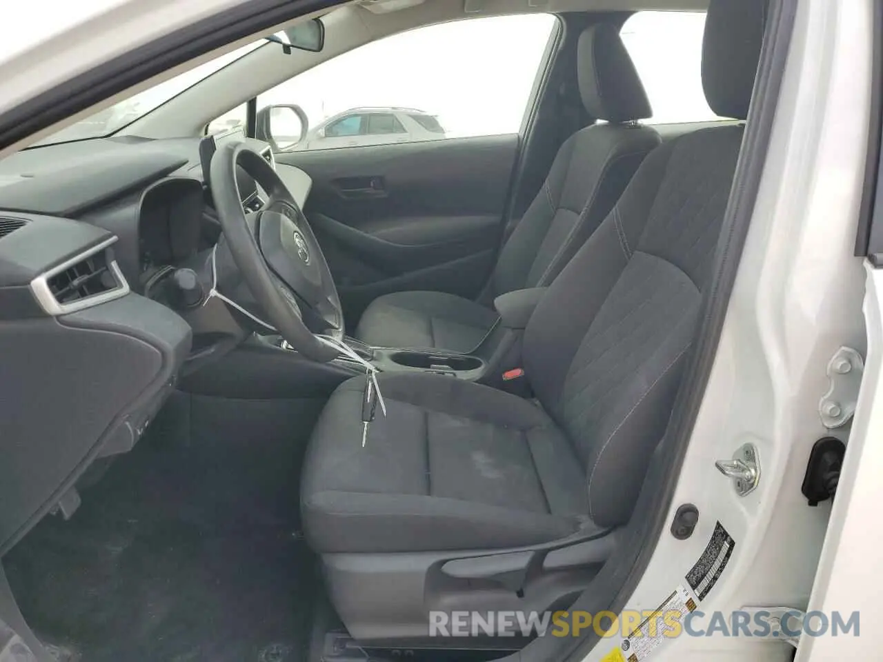 7 fotografías del automóvil dañado JTDBCMFE3RJ016954 TOYOTA COROLLA 2024