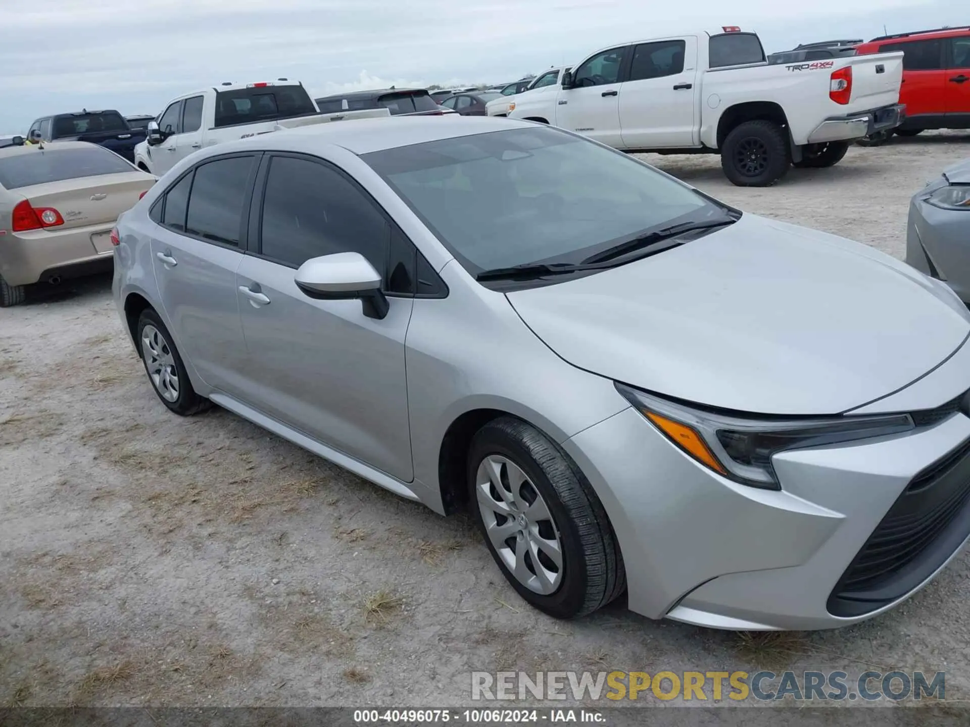 13 fotografías del automóvil dañado JTDBCMFE3RJ018221 TOYOTA COROLLA 2024