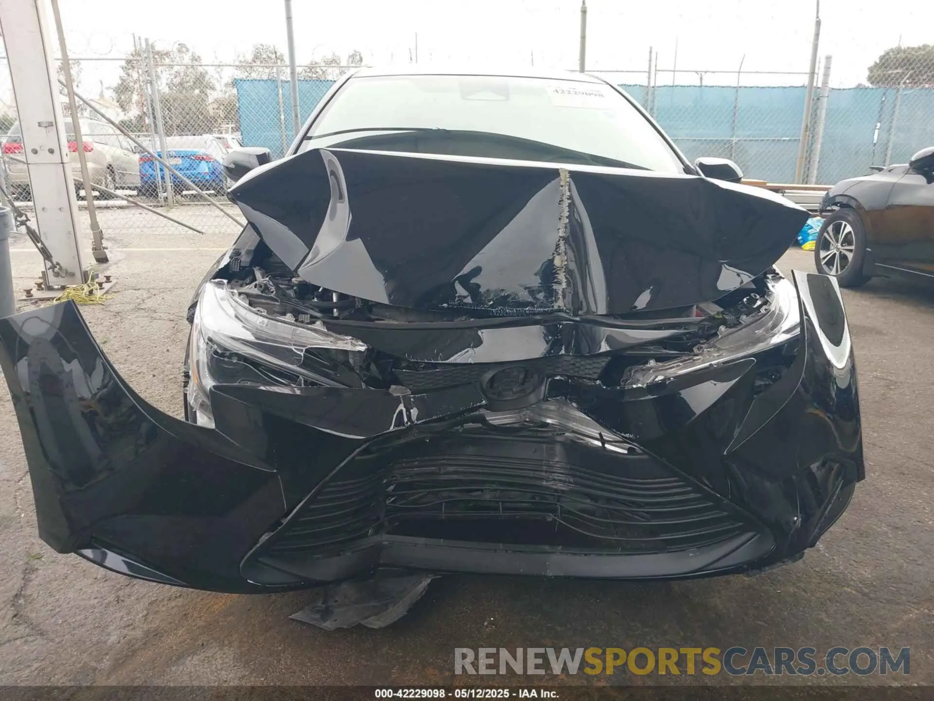 12 fotografías del automóvil dañado JTDBCMFE4R3034903 TOYOTA COROLLA 2024