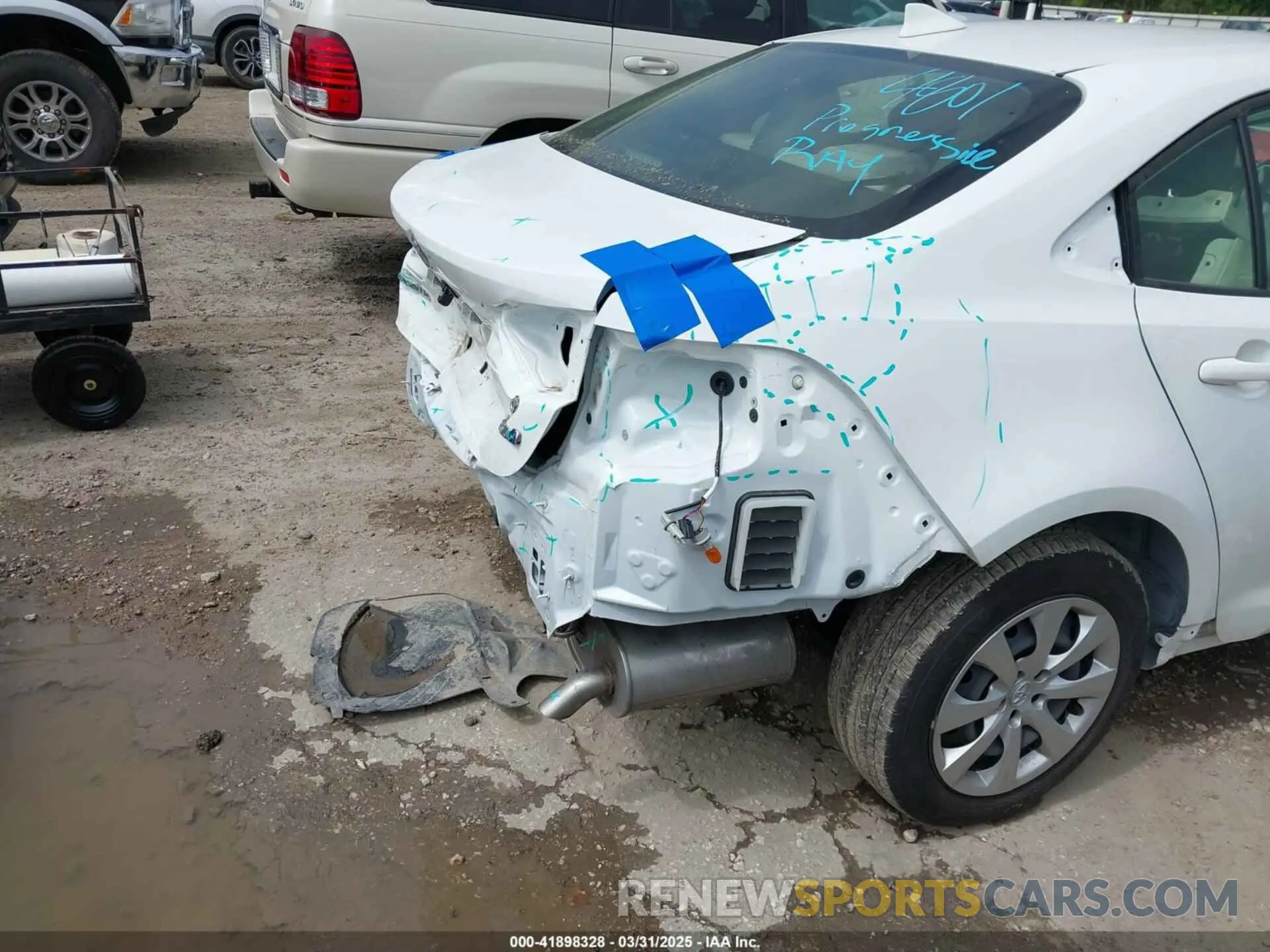 19 fotografías del automóvil dañado JTDBCMFE4R3040989 TOYOTA COROLLA 2024