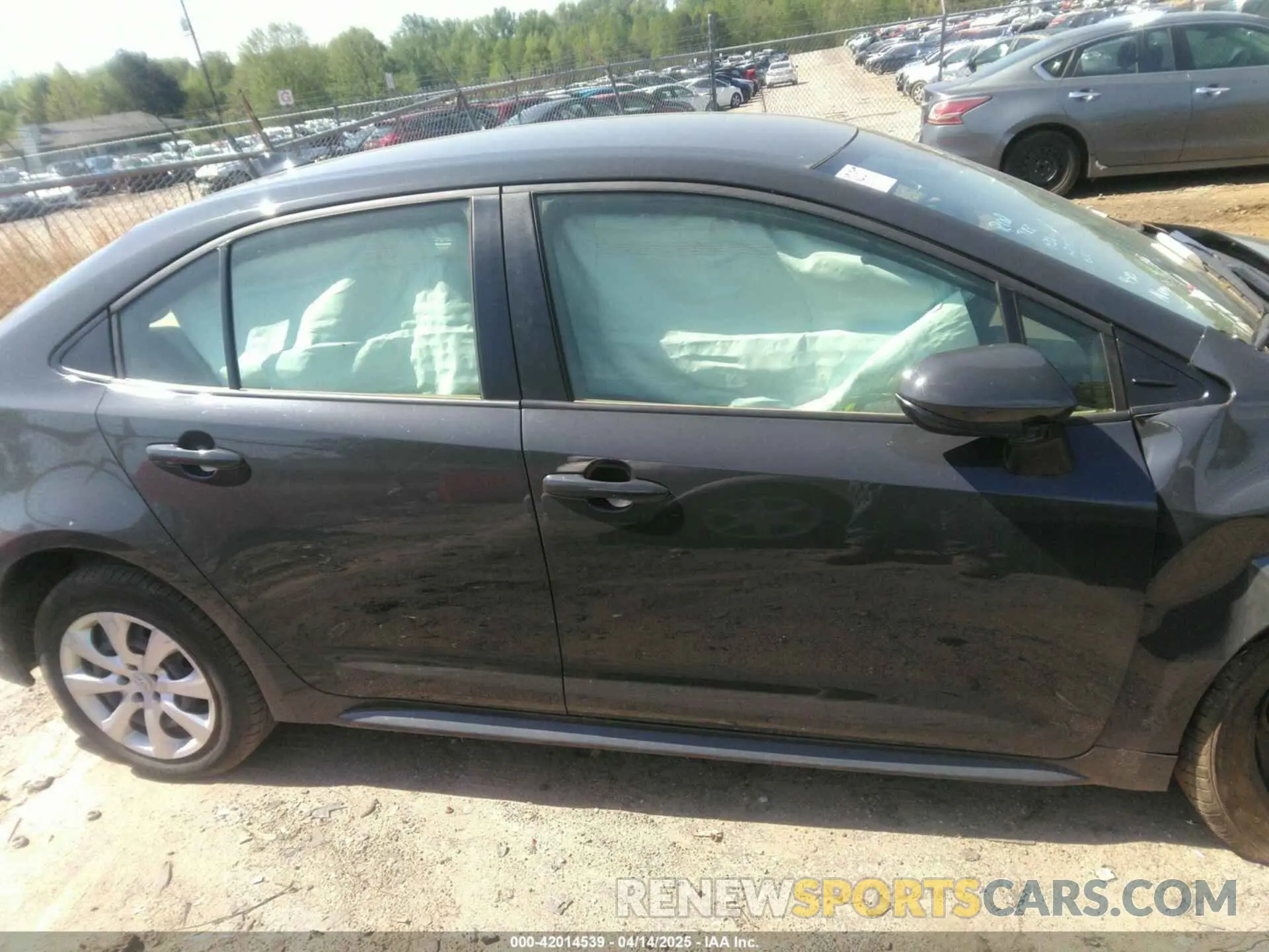13 fotografías del automóvil dañado JTDBCMFE4R3041785 TOYOTA COROLLA 2024