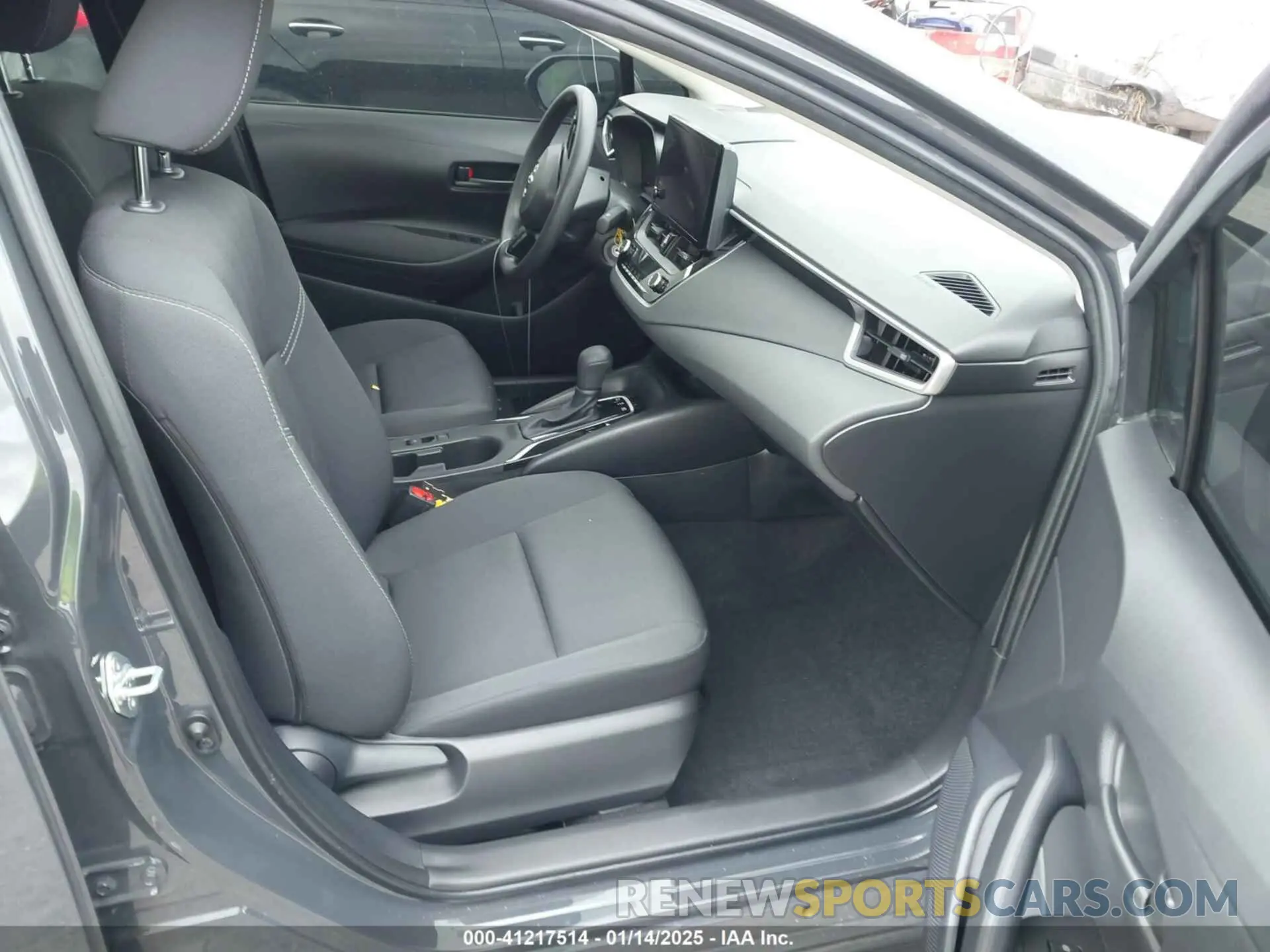 5 fotografías del automóvil dañado JTDBCMFE5R3040628 TOYOTA COROLLA 2024