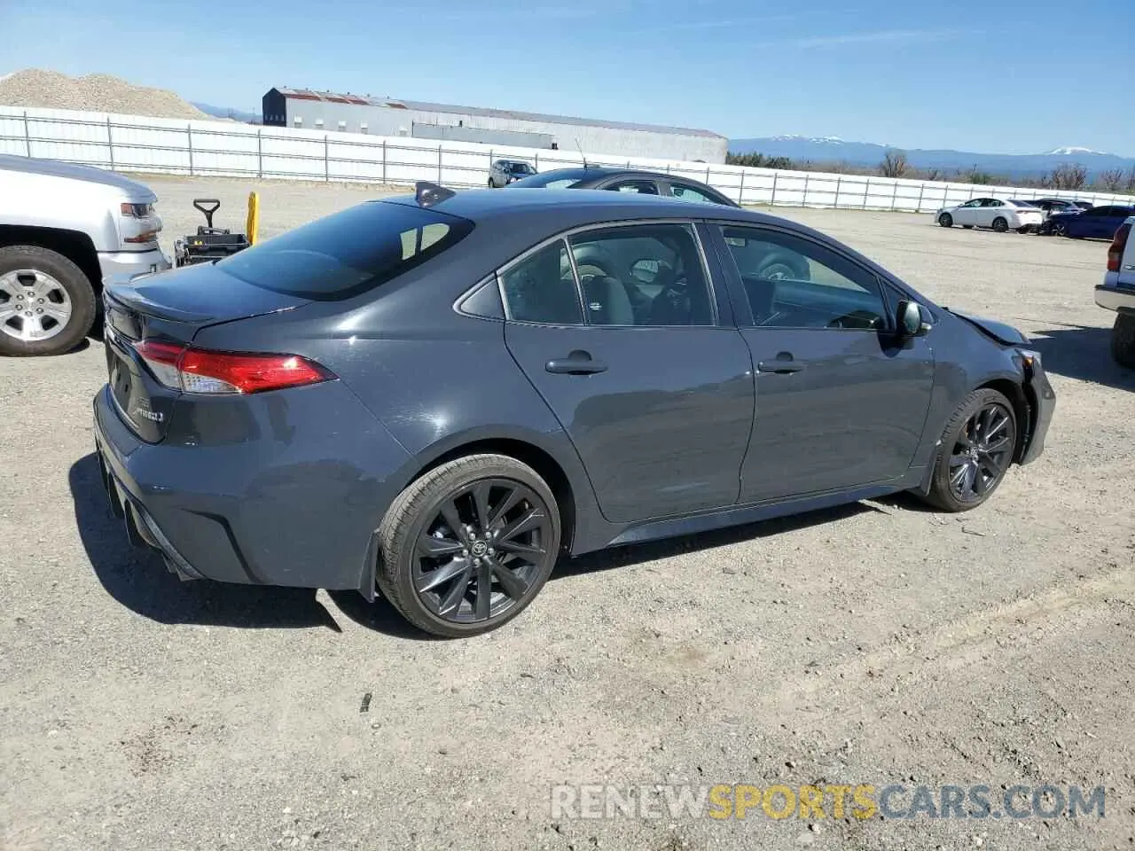 3 fotografías del automóvil dañado JTDBCMFE5R3046462 TOYOTA COROLLA 2024