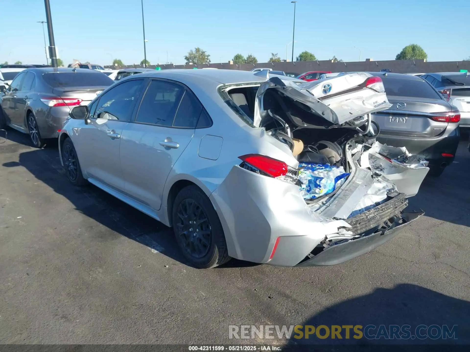 14 fotografías del automóvil dañado JTDBCMFE5R3054707 TOYOTA COROLLA 2024