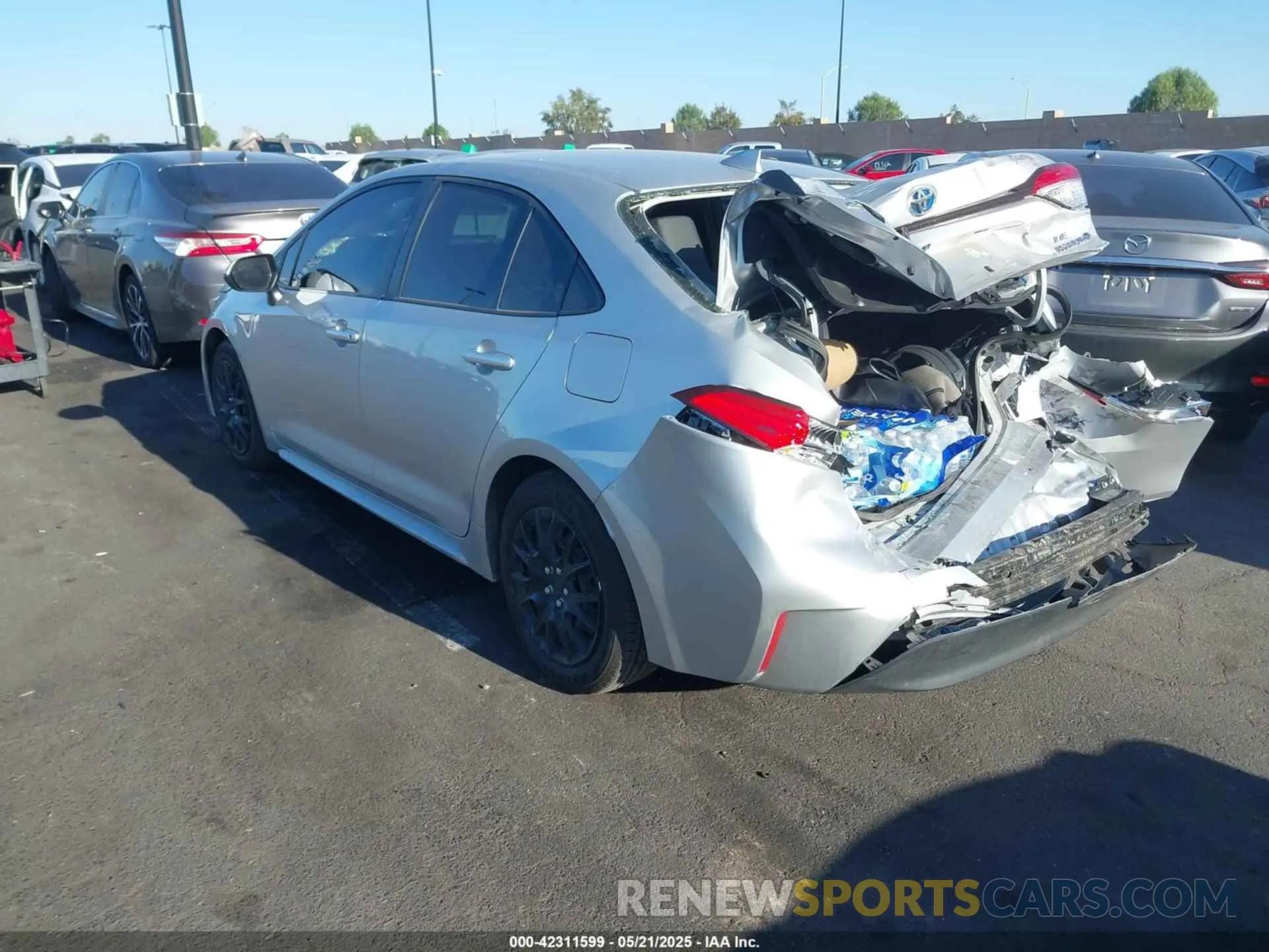 3 fotografías del automóvil dañado JTDBCMFE5R3054707 TOYOTA COROLLA 2024
