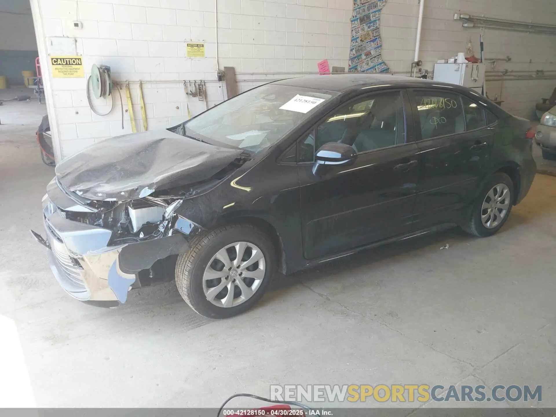 2 fotografías del automóvil dañado JTDBCMFE5RJ036767 TOYOTA COROLLA 2024