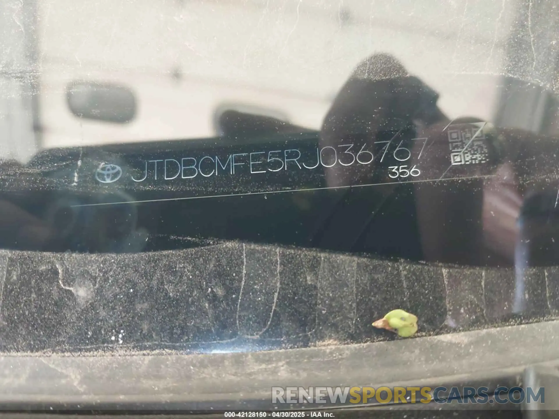 9 fotografías del automóvil dañado JTDBCMFE5RJ036767 TOYOTA COROLLA 2024
