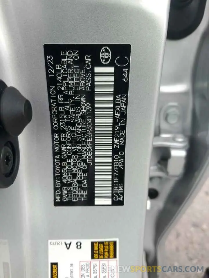 12 fotografías del automóvil dañado JTDBCMFE6R3041139 TOYOTA COROLLA 2024
