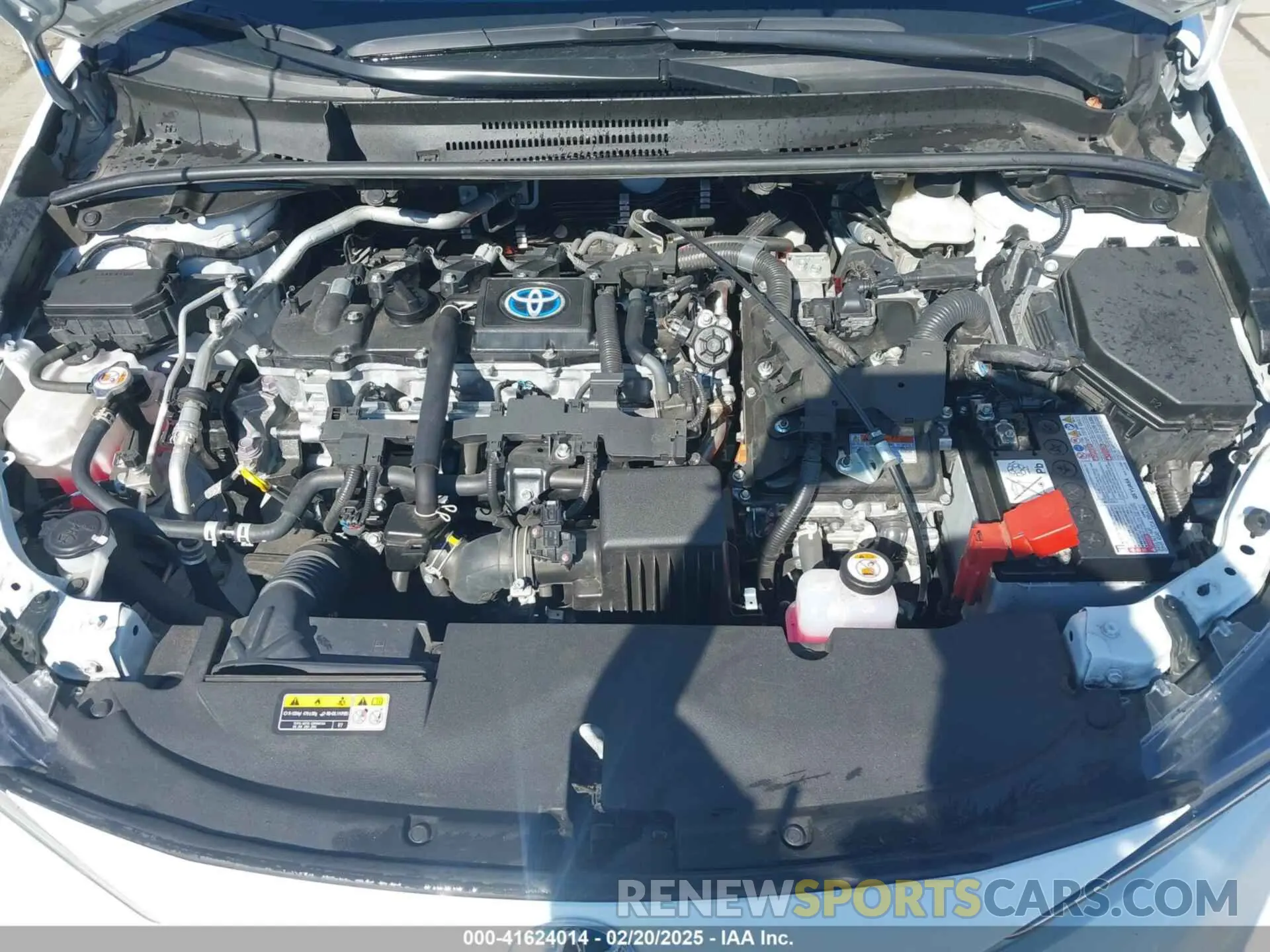 10 fotografías del automóvil dañado JTDBCMFE6RJ021033 TOYOTA COROLLA 2024