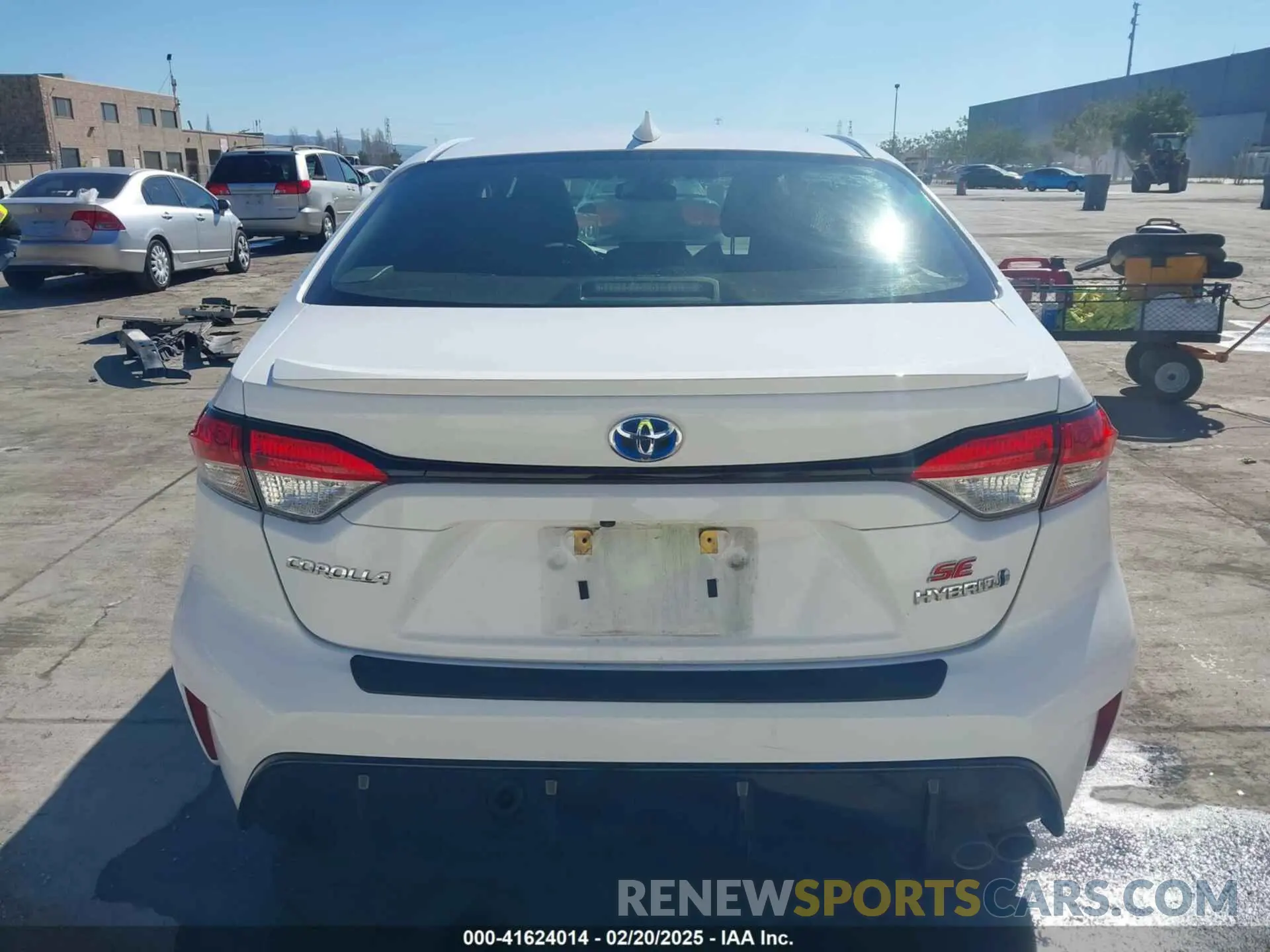 16 fotografías del automóvil dañado JTDBCMFE6RJ021033 TOYOTA COROLLA 2024