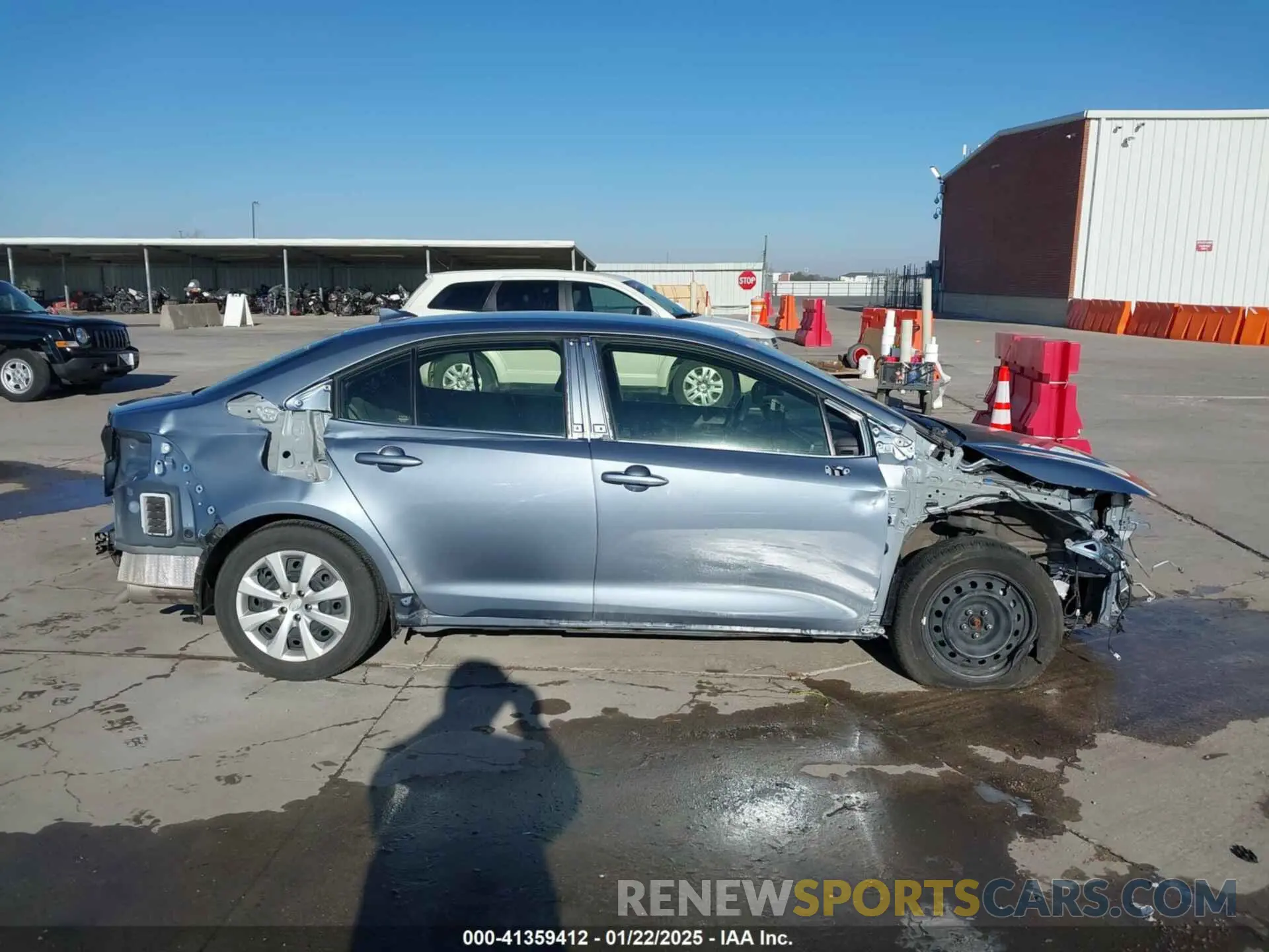 14 fotografías del automóvil dañado JTDBCMFE6RJ021954 TOYOTA COROLLA 2024