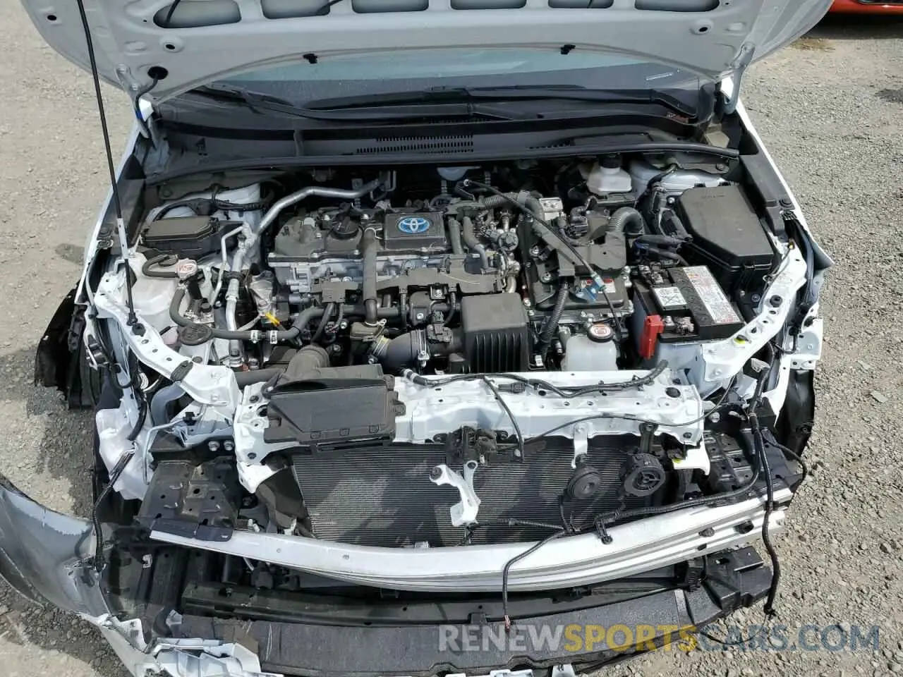 11 fotografías del automóvil dañado JTDBCMFE6RJ025843 TOYOTA COROLLA 2024