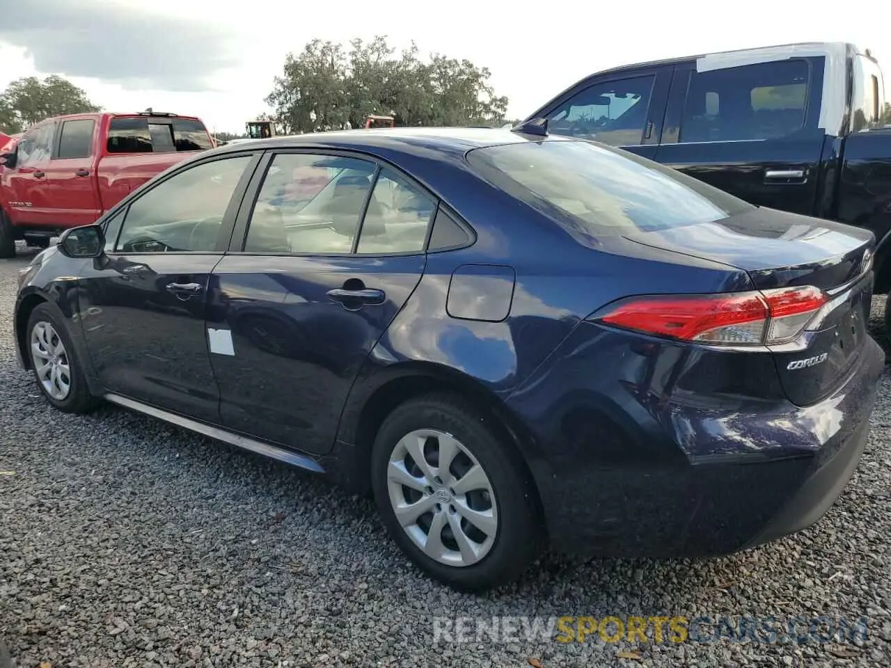 2 fotografías del automóvil dañado JTDBCMFE6RJ027270 TOYOTA COROLLA 2024