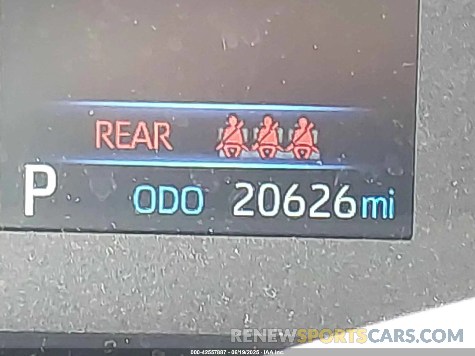 16 fotografías del automóvil dañado JTDBCMFE6RJ033229 TOYOTA COROLLA 2024