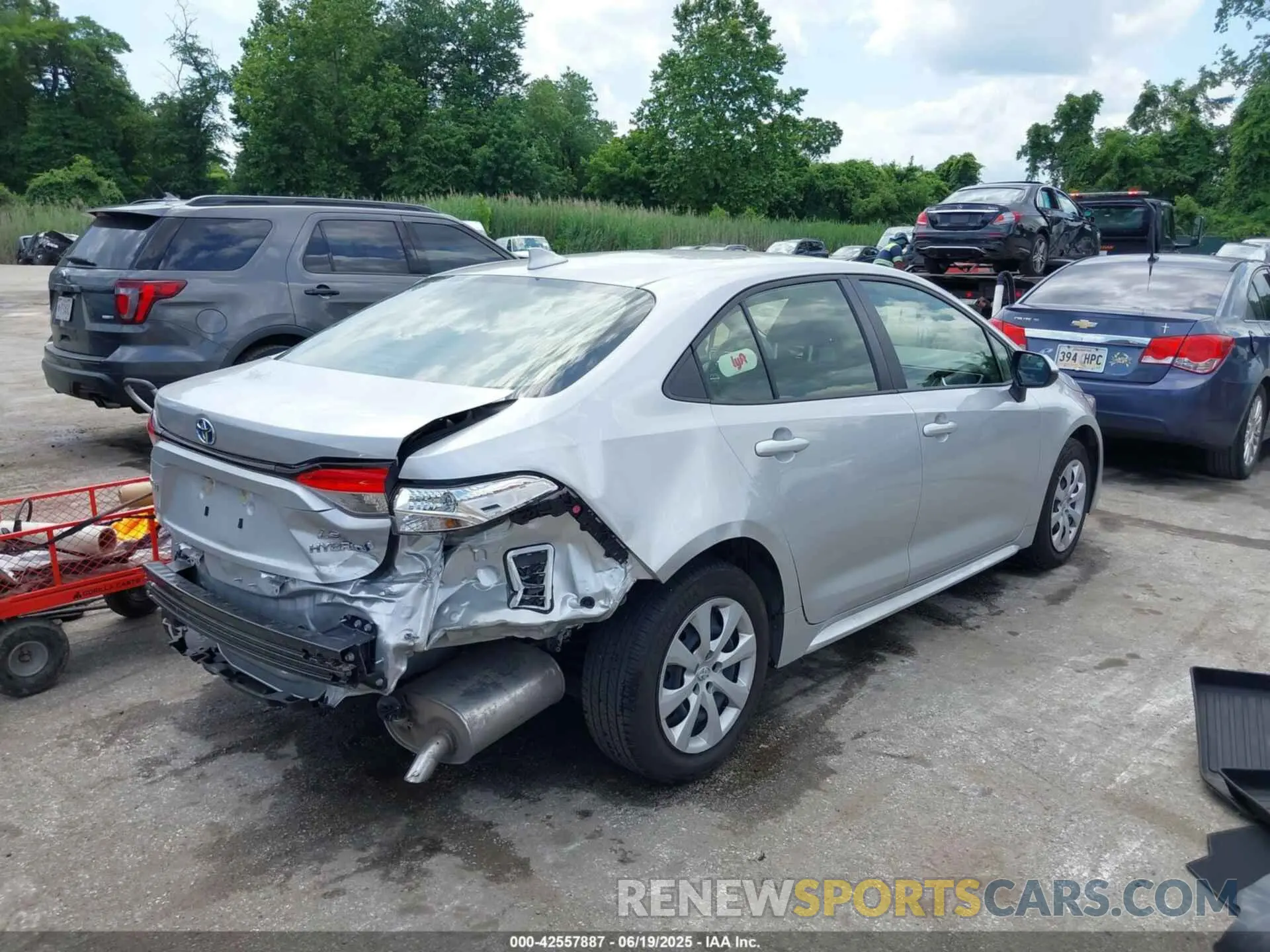 4 fotografías del automóvil dañado JTDBCMFE6RJ033229 TOYOTA COROLLA 2024