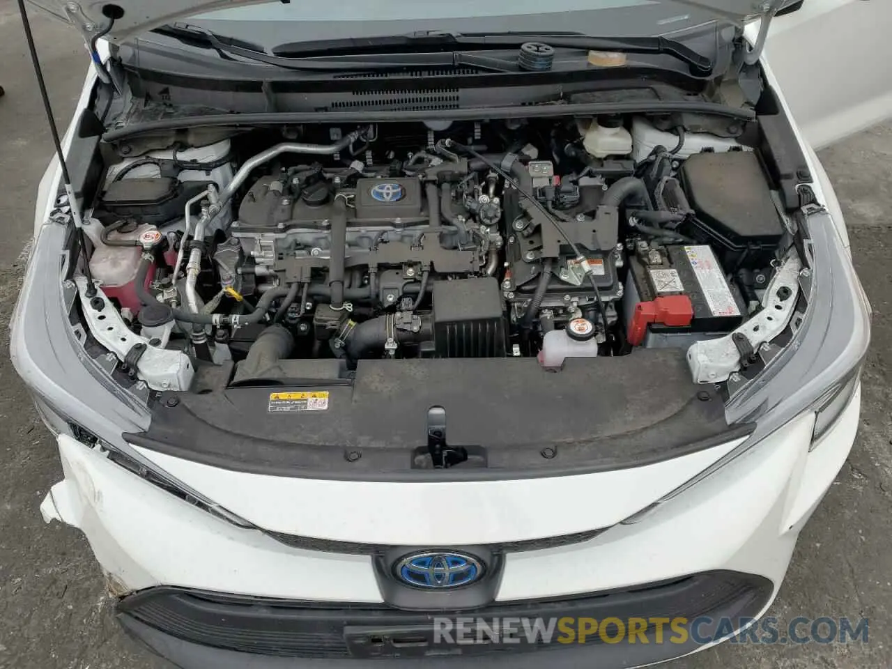 11 fotografías del automóvil dañado JTDBCMFE7R3030635 TOYOTA COROLLA 2024
