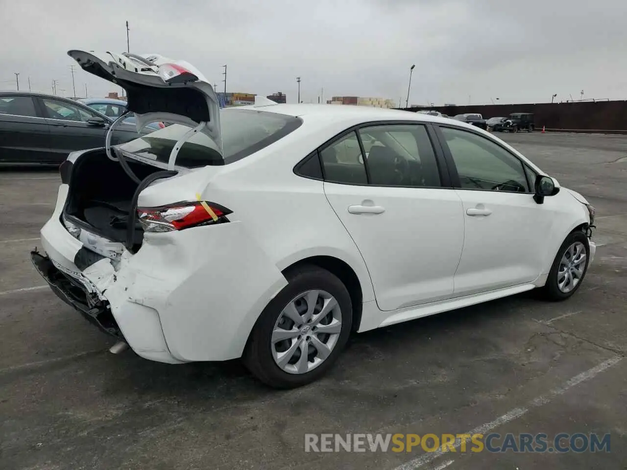 3 fotografías del automóvil dañado JTDBCMFE7R3030635 TOYOTA COROLLA 2024