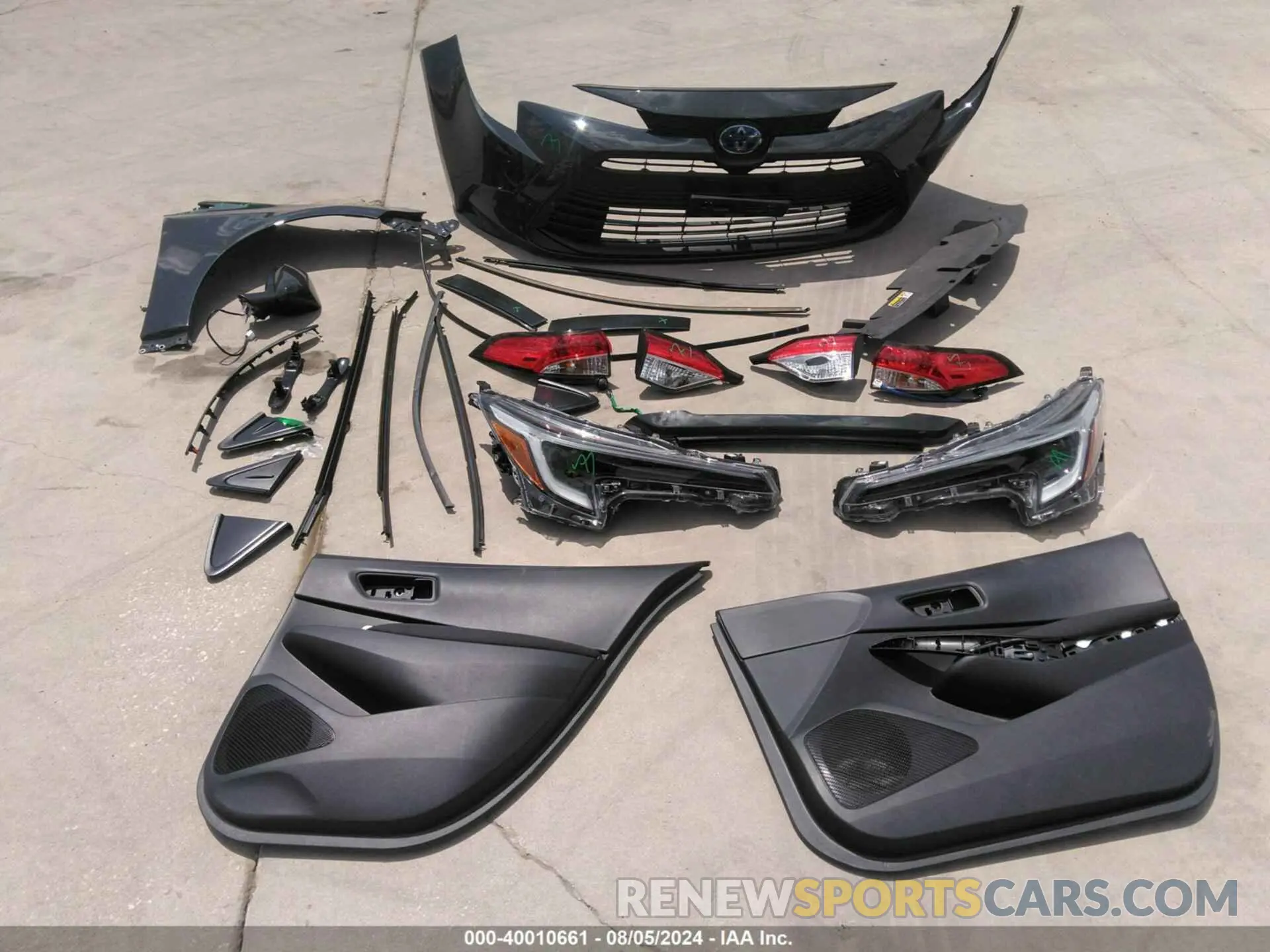 12 fotografías del automóvil dañado JTDBCMFE7R3036855 TOYOTA COROLLA 2024