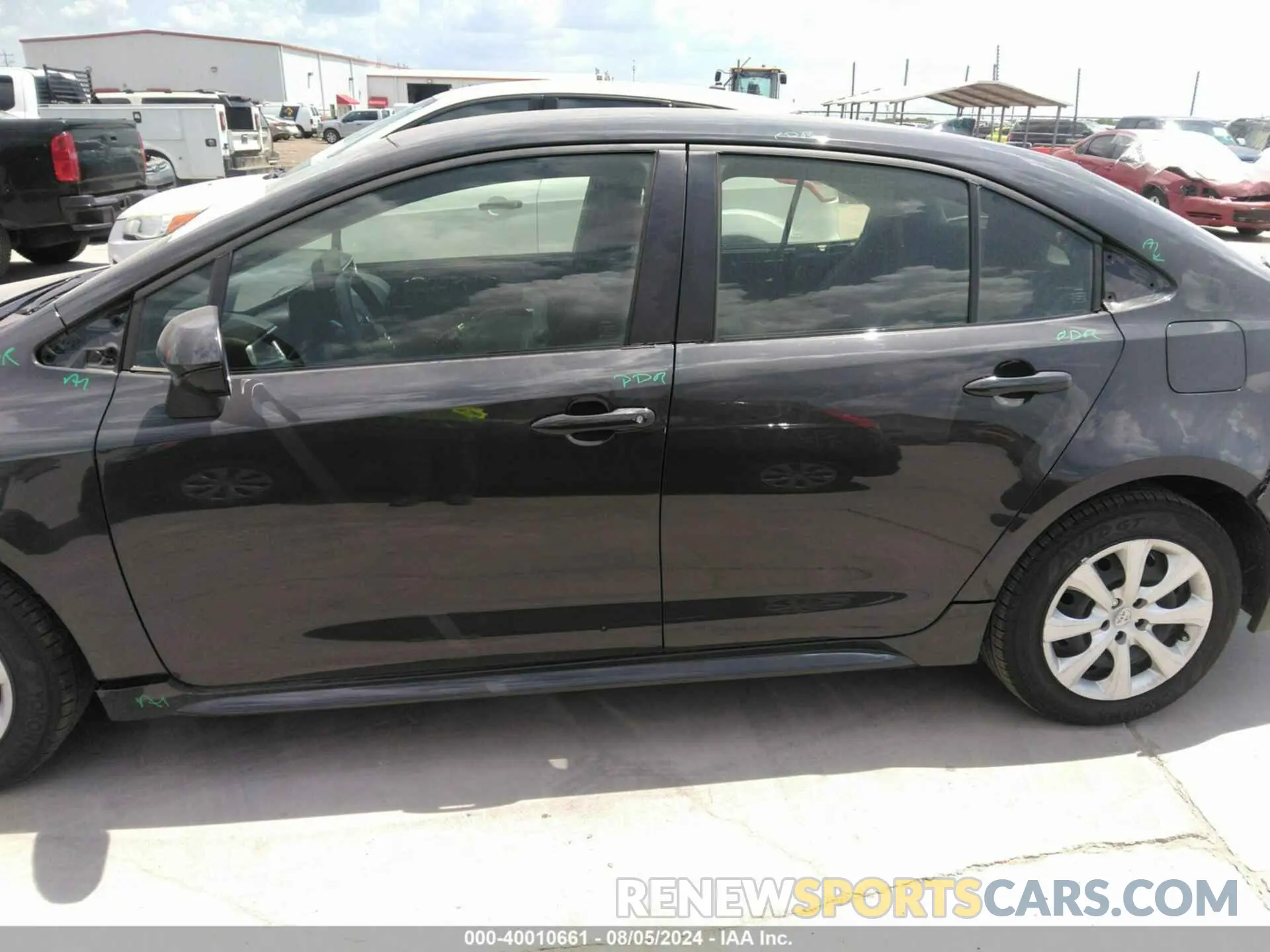 15 fotografías del automóvil dañado JTDBCMFE7R3036855 TOYOTA COROLLA 2024