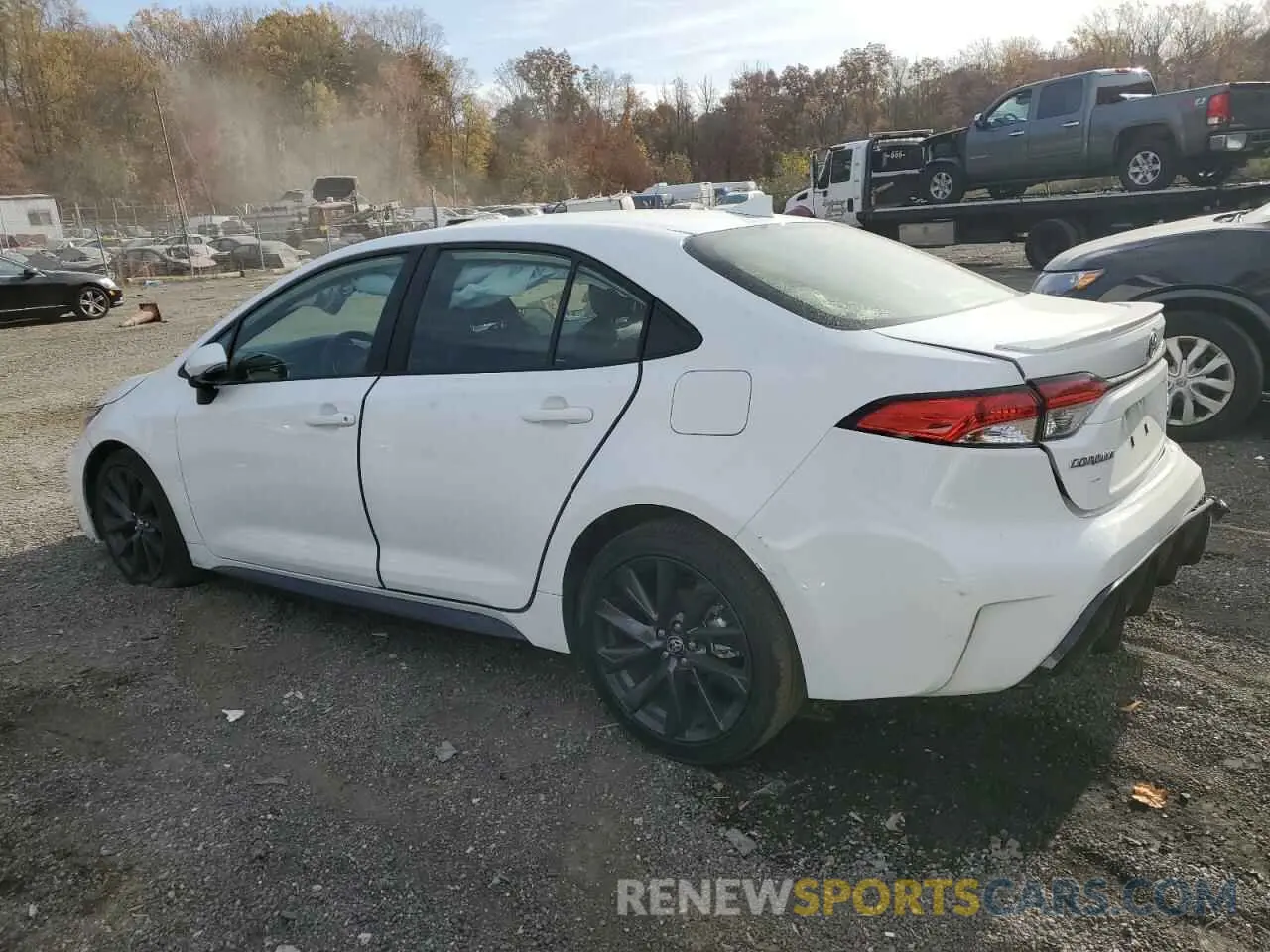 2 fotografías del automóvil dañado JTDBCMFE7R3037603 TOYOTA COROLLA 2024