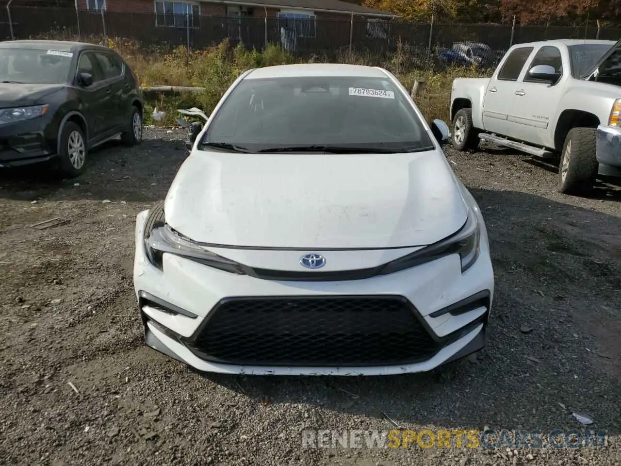 5 fotografías del automóvil dañado JTDBCMFE7R3037603 TOYOTA COROLLA 2024