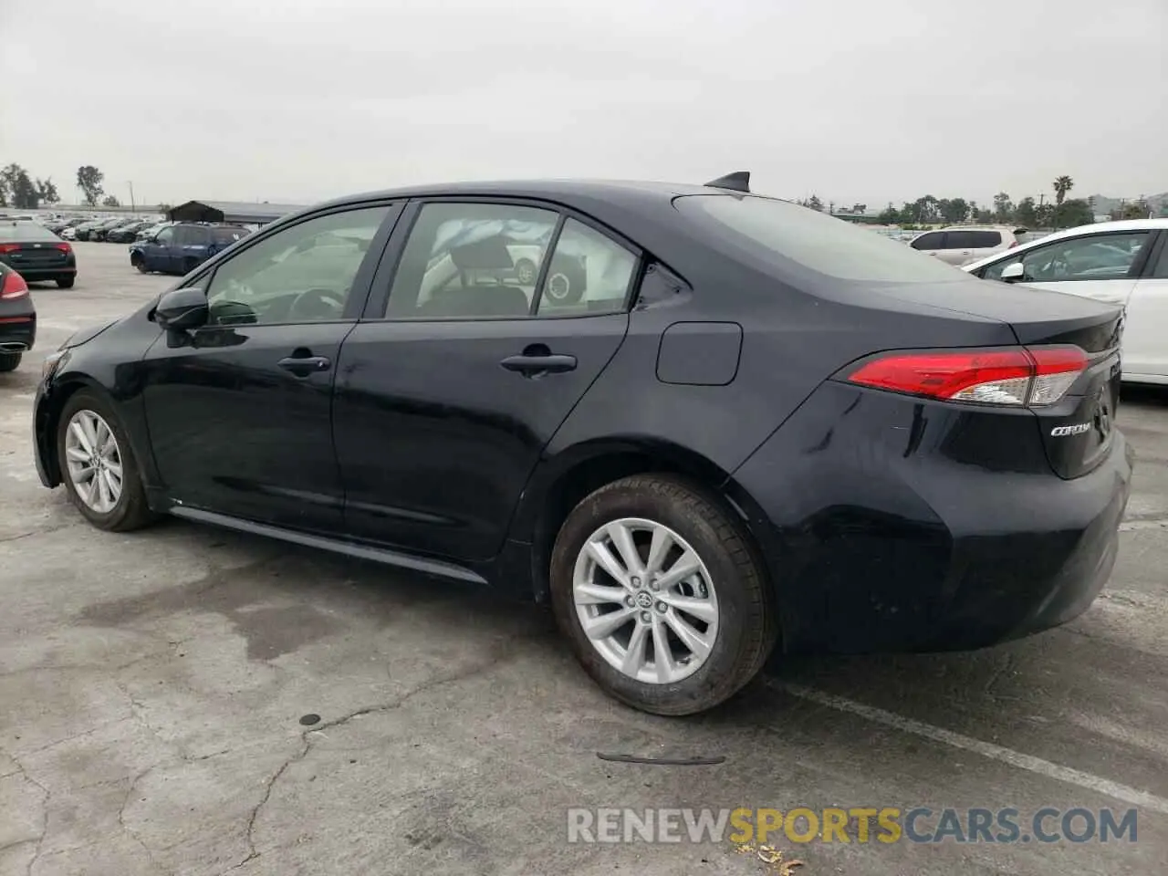 2 fotografías del automóvil dañado JTDBCMFE7R3044857 TOYOTA COROLLA 2024