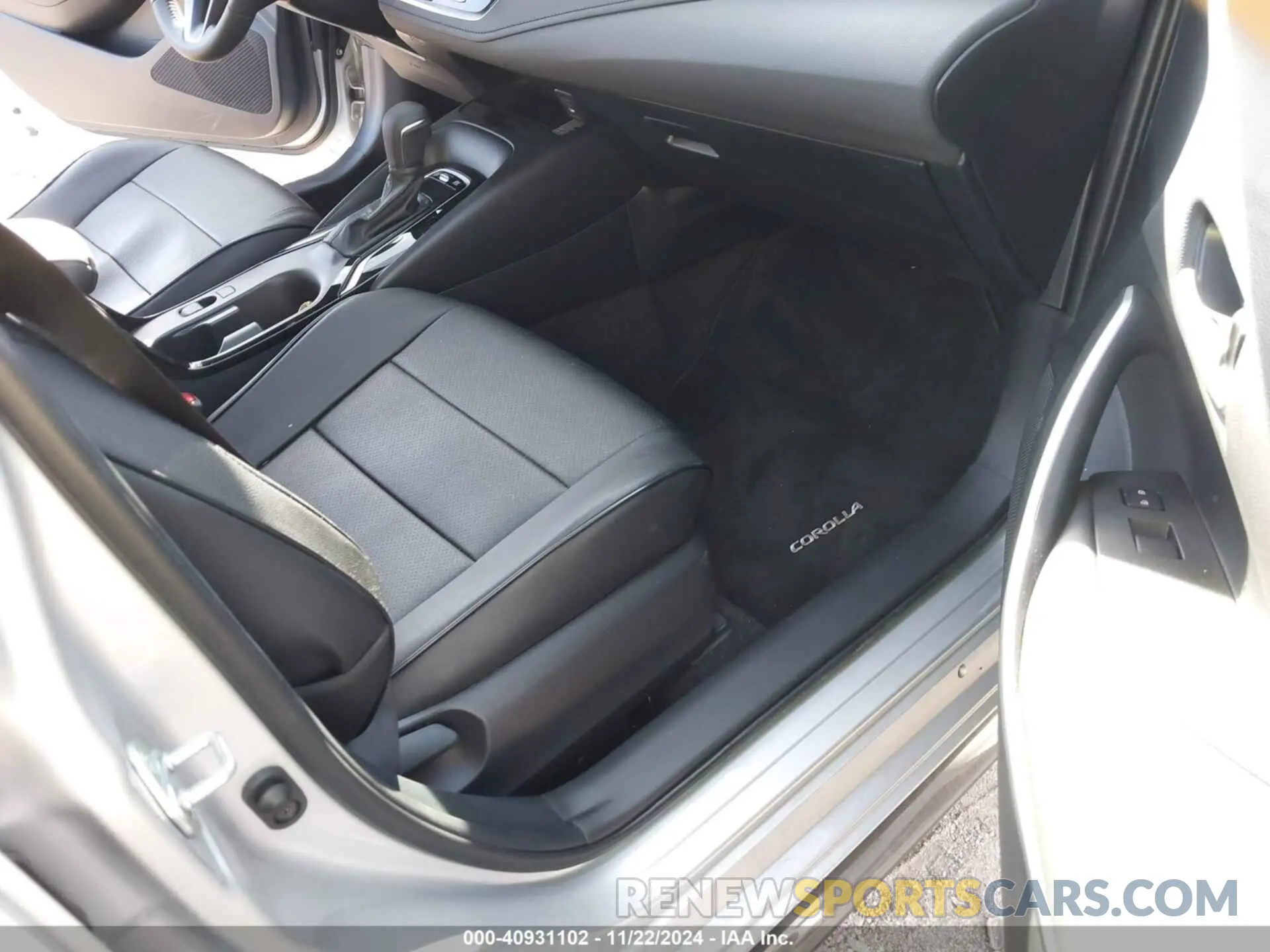 5 fotografías del automóvil dañado JTDBCMFE7R3048360 TOYOTA COROLLA 2024