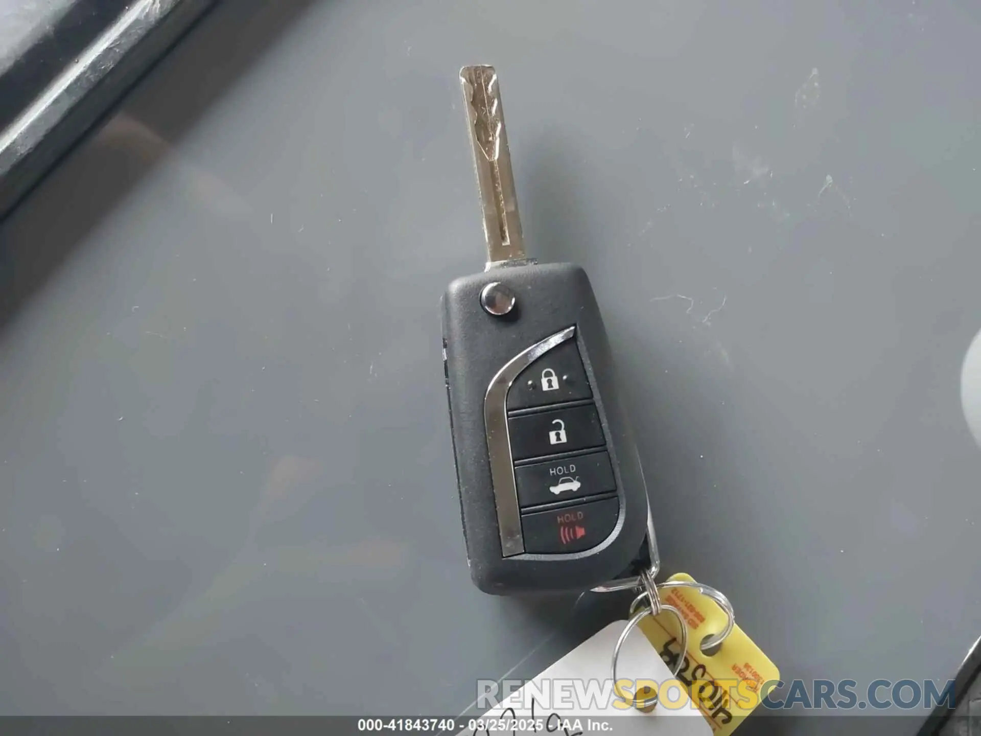 11 fotografías del automóvil dañado JTDBCMFE7R3055647 TOYOTA COROLLA 2024