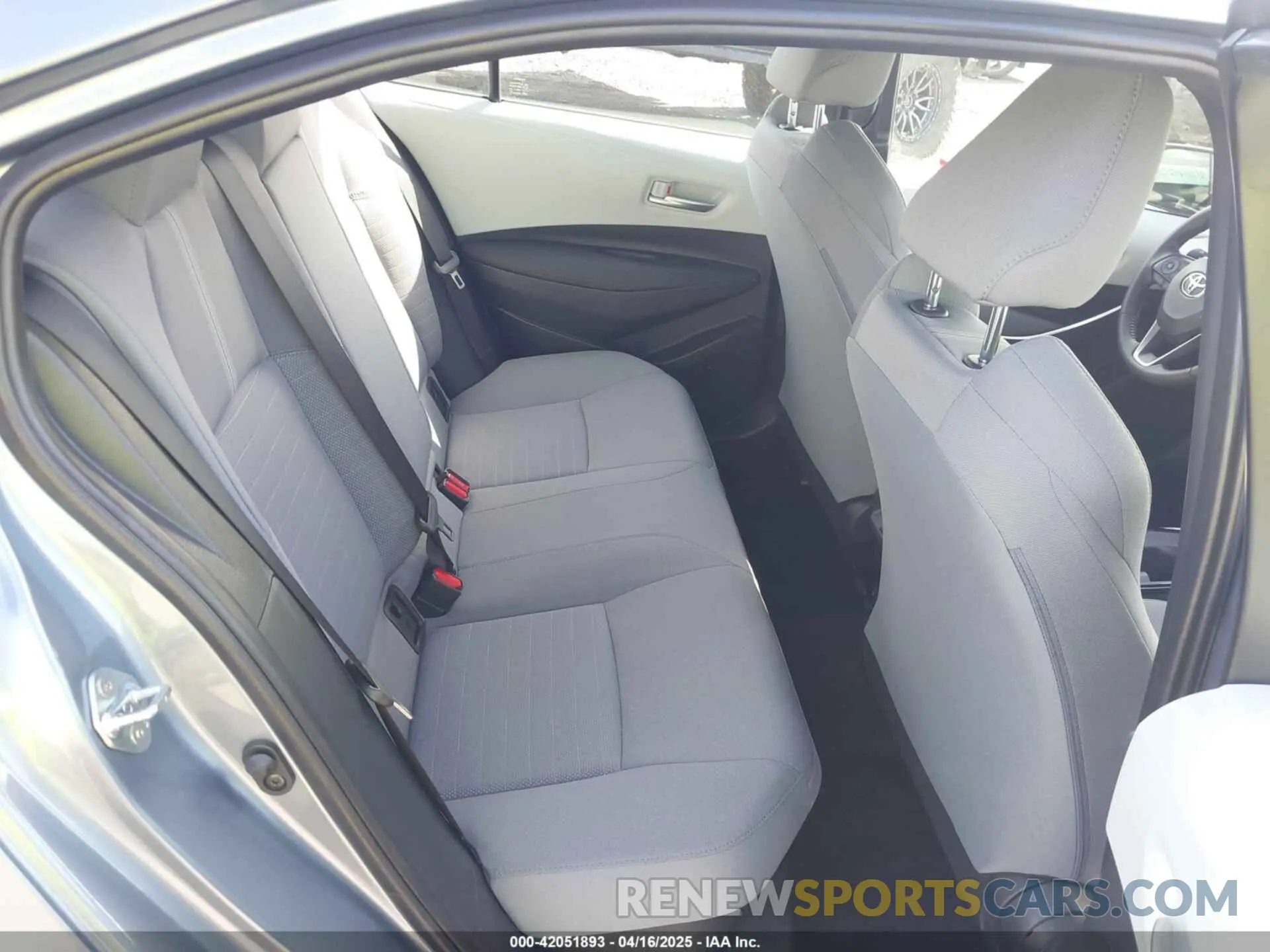 8 fotografías del automóvil dañado JTDBCMFE7RJ023311 TOYOTA COROLLA 2024