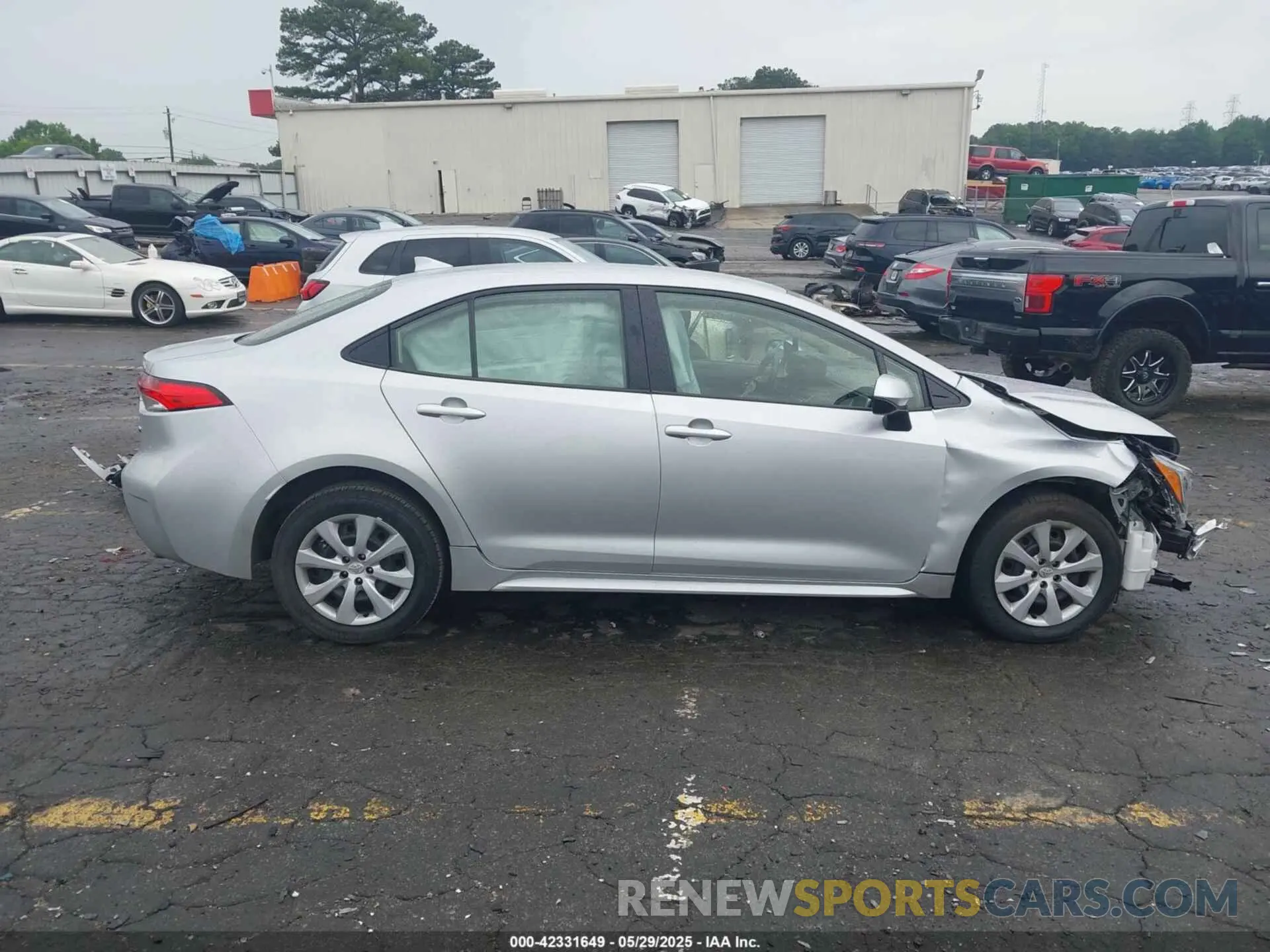 14 fotografías del automóvil dañado JTDBCMFE8R3043457 TOYOTA COROLLA 2024