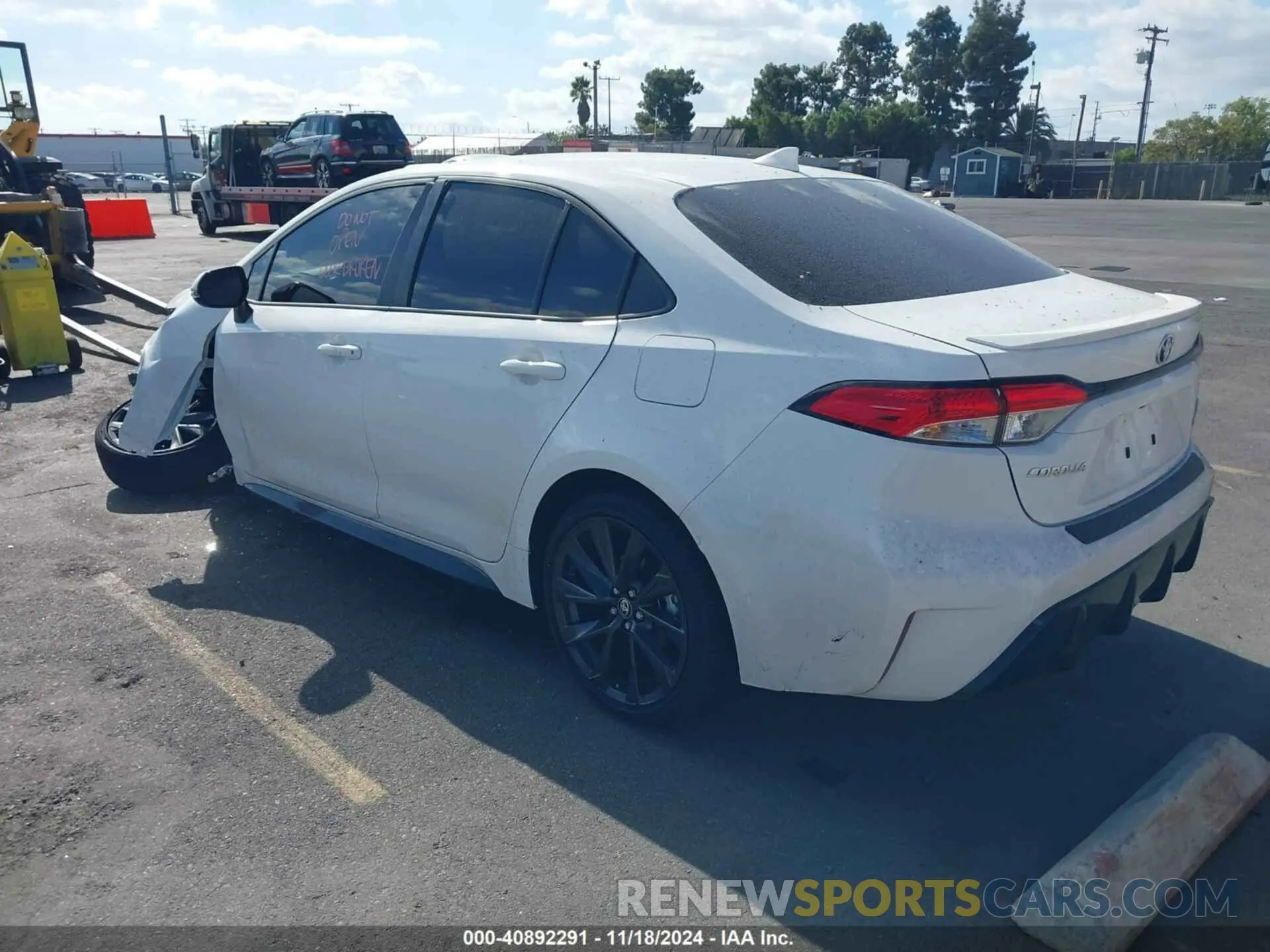3 fotografías del automóvil dañado JTDBCMFE8R3062977 TOYOTA COROLLA 2024