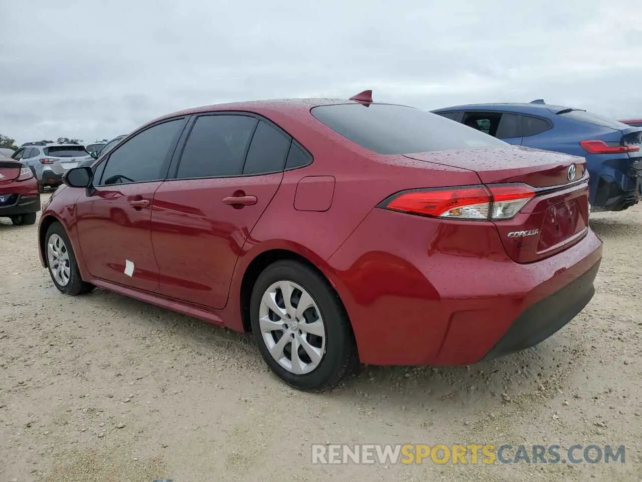 2 fotografías del automóvil dañado JTDBCMFE8RJ016223 TOYOTA COROLLA 2024