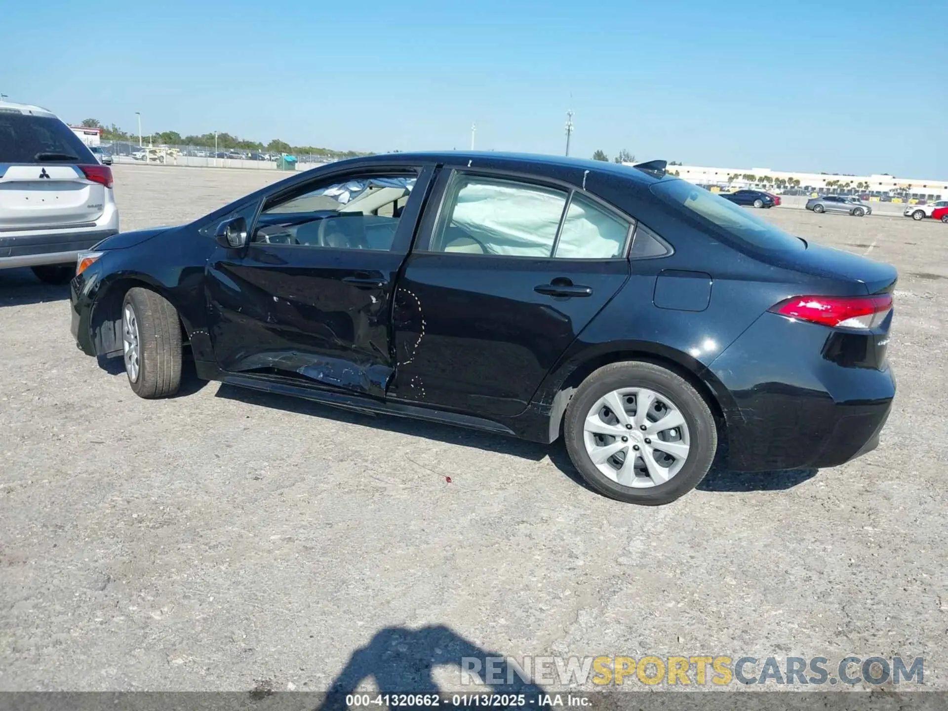 3 fotografías del automóvil dañado JTDBCMFE9R3040938 TOYOTA COROLLA 2024