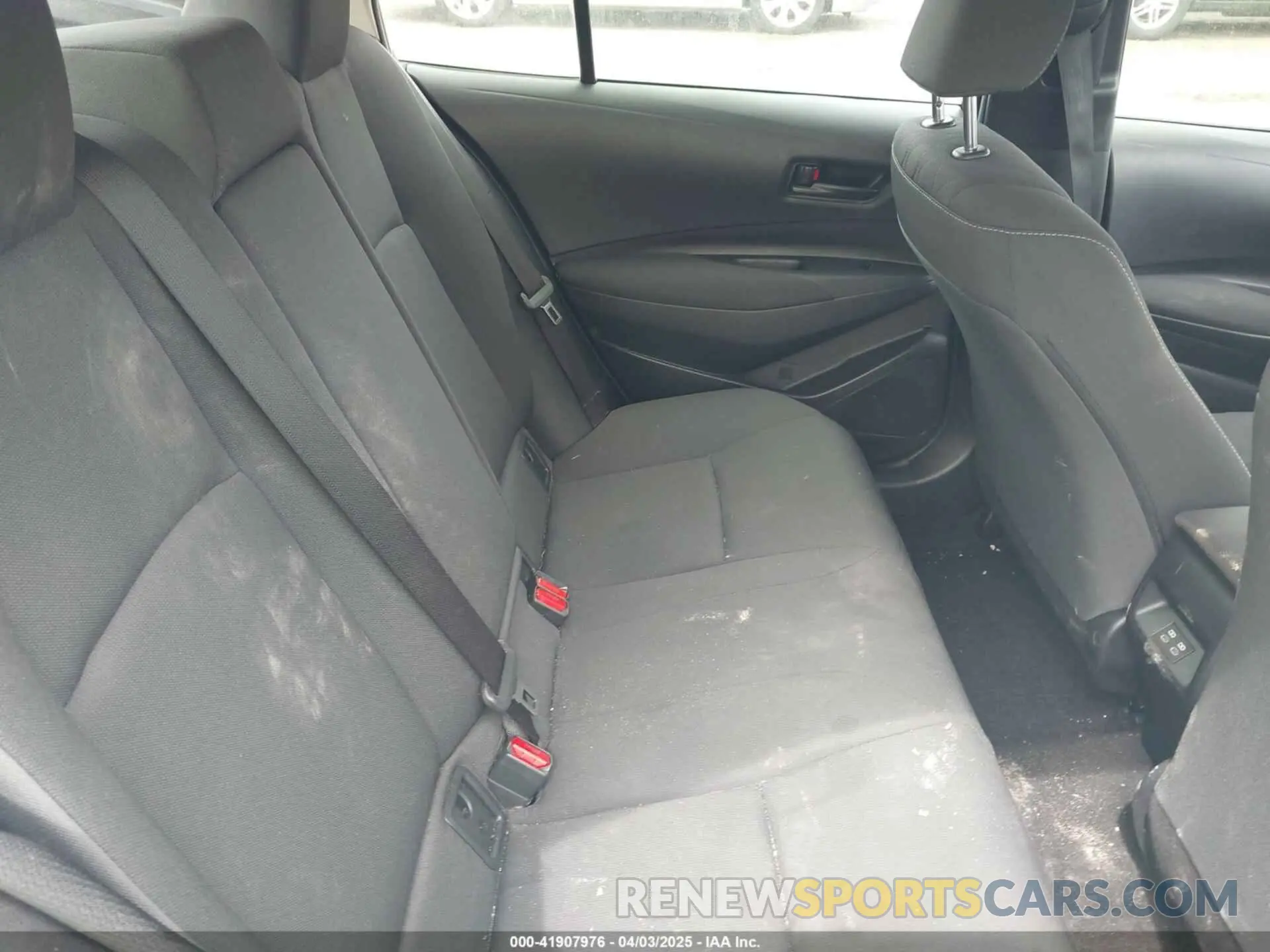 8 fotografías del automóvil dañado JTDBCMFE9R3043354 TOYOTA COROLLA 2024