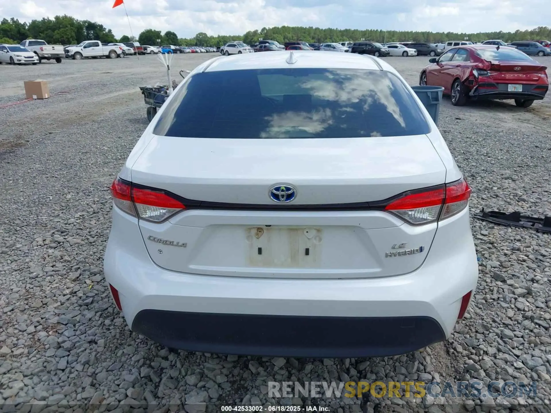 16 fotografías del automóvil dañado JTDBCMFE9R3047419 TOYOTA COROLLA 2024