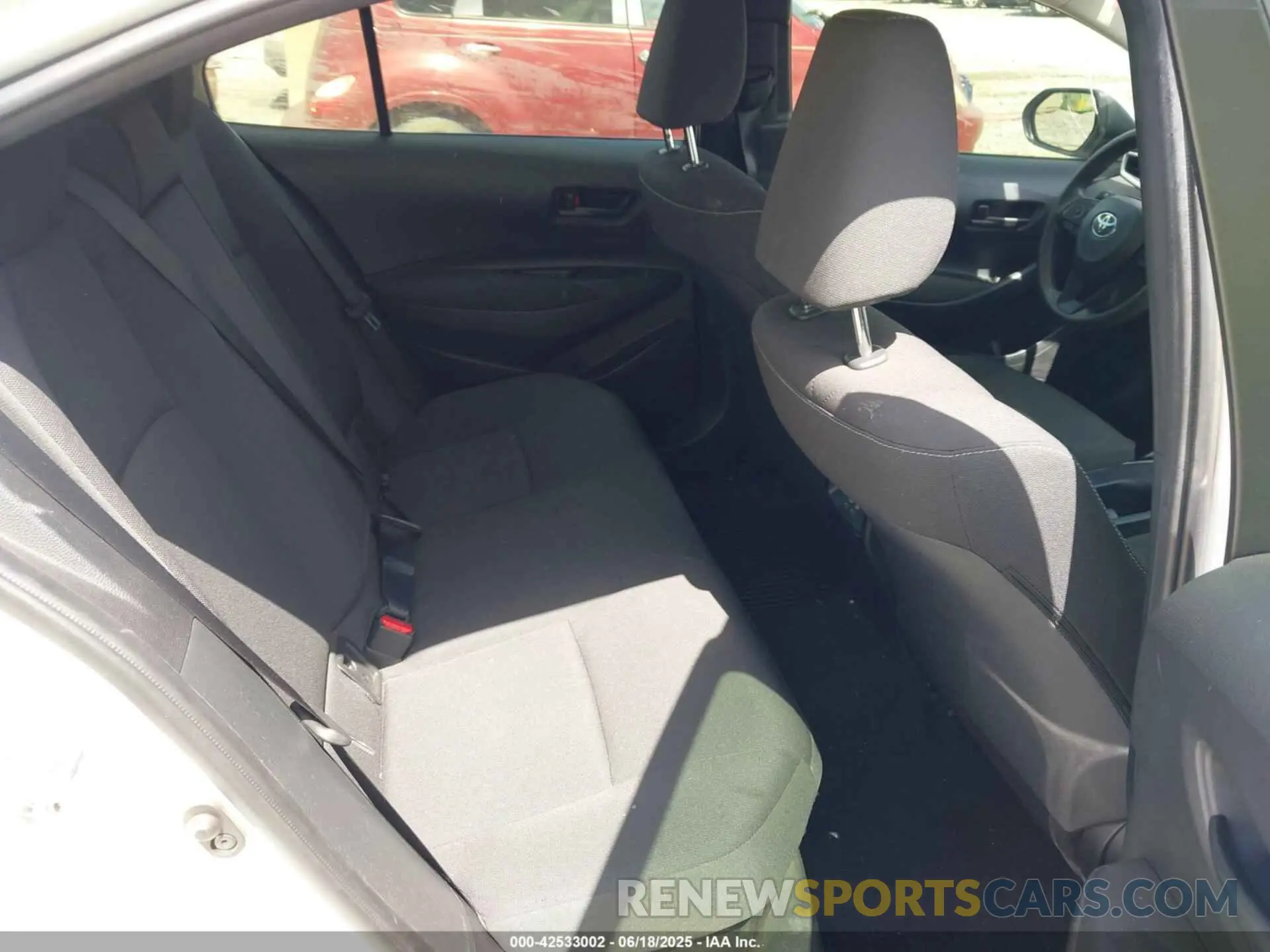 8 fotografías del automóvil dañado JTDBCMFE9R3047419 TOYOTA COROLLA 2024