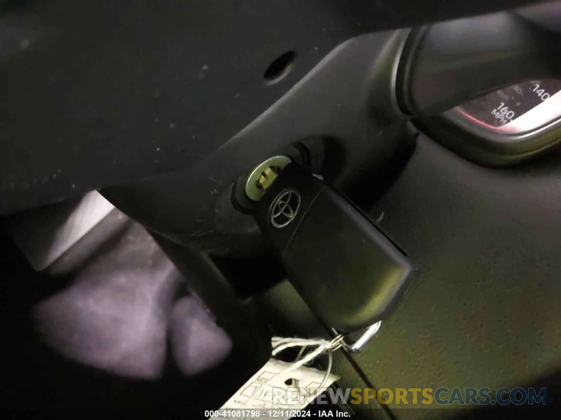 11 fotografías del automóvil dañado JTDBCMFE9R3049056 TOYOTA COROLLA 2024