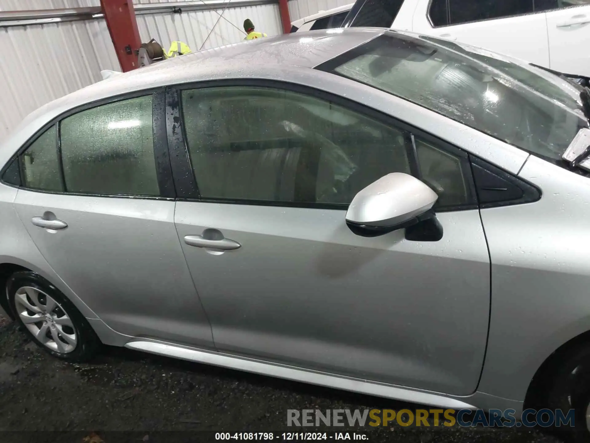 13 fotografías del automóvil dañado JTDBCMFE9R3049056 TOYOTA COROLLA 2024