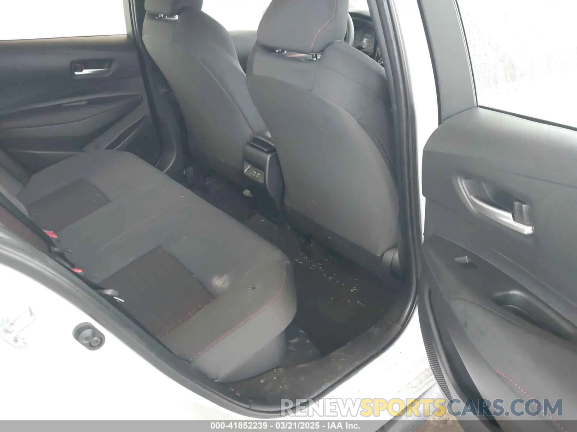 8 fotografías del automóvil dañado JTDBCMFE9R3059165 TOYOTA COROLLA 2024