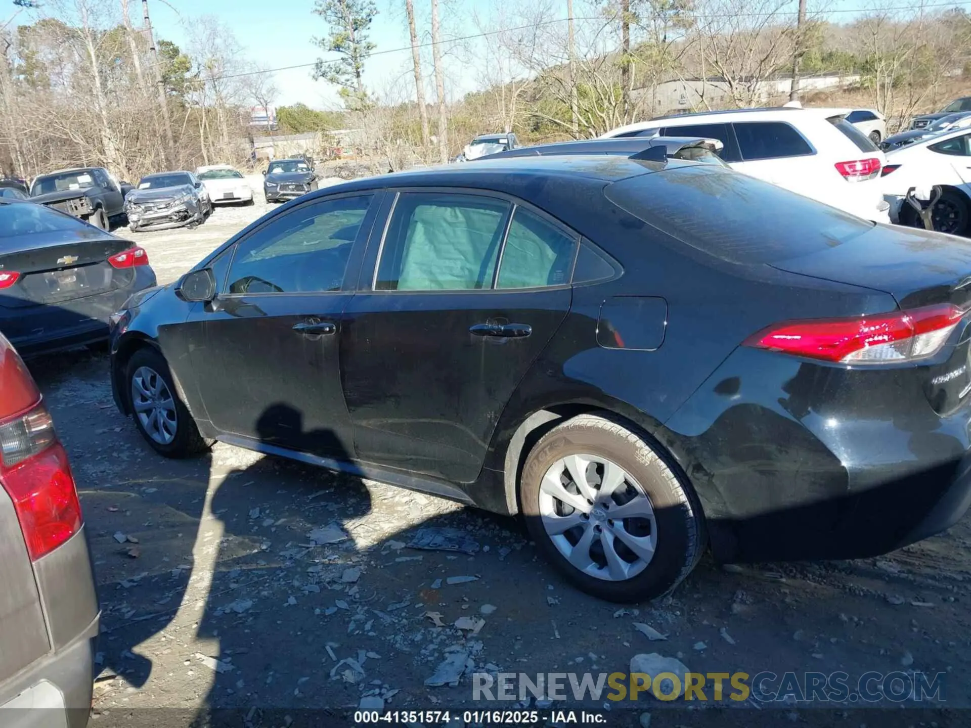 14 fotografías del automóvil dañado JTDBCMFE9RJ018577 TOYOTA COROLLA 2024