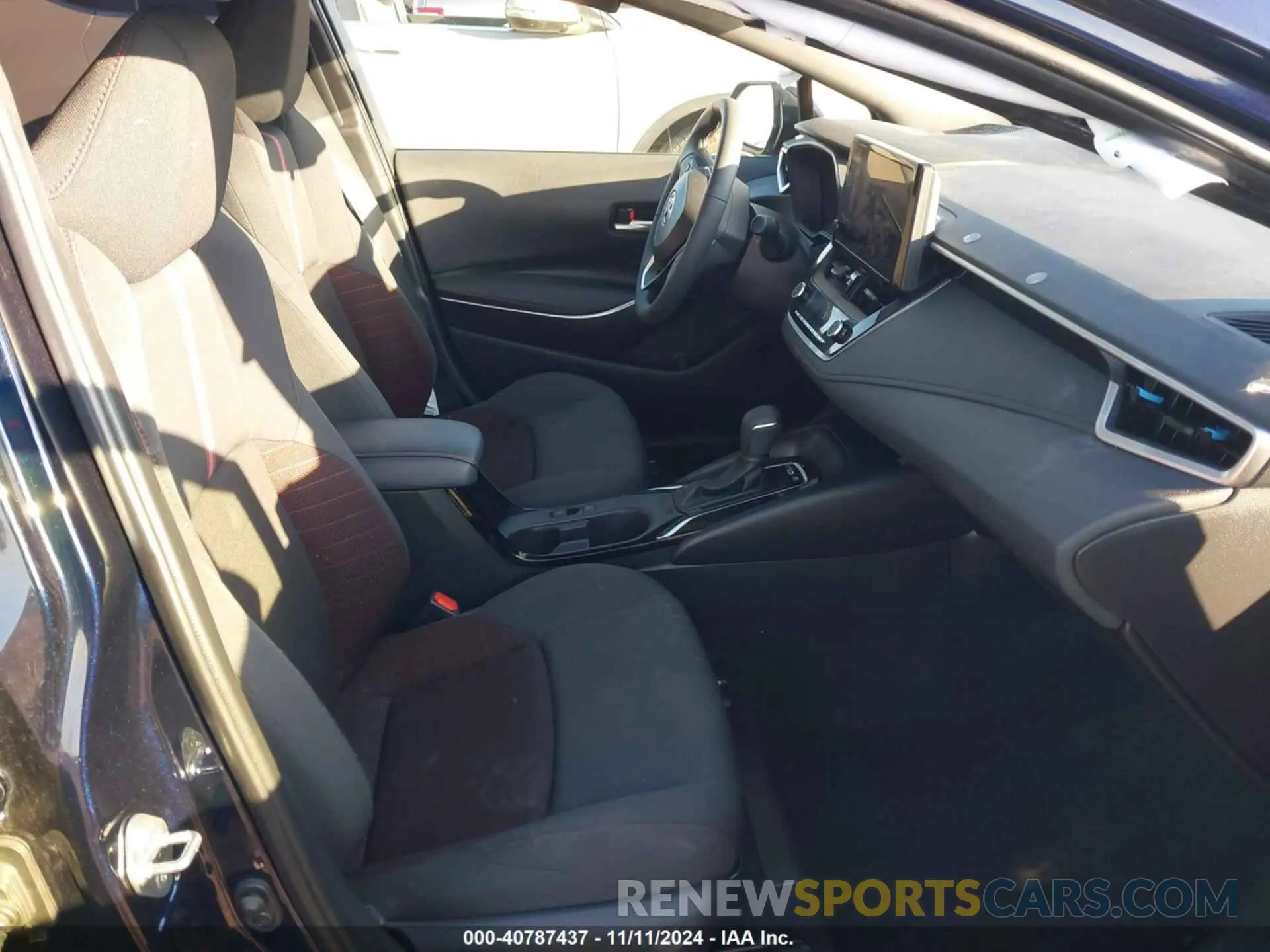5 fotografías del automóvil dañado JTDBCMFE9RJ031135 TOYOTA COROLLA 2024