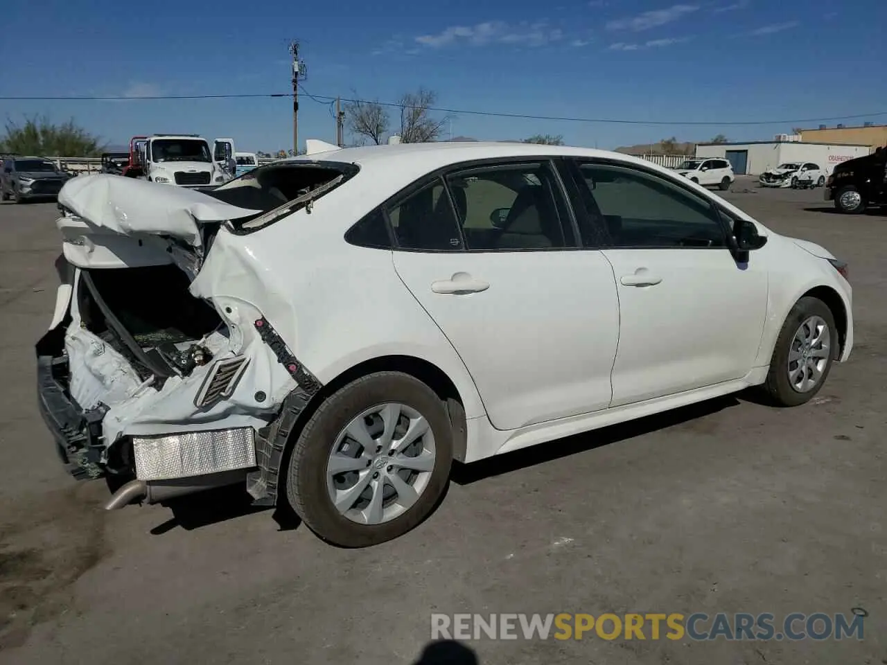 3 fotografías del automóvil dañado JTDBCMFEXR3039328 TOYOTA COROLLA 2024