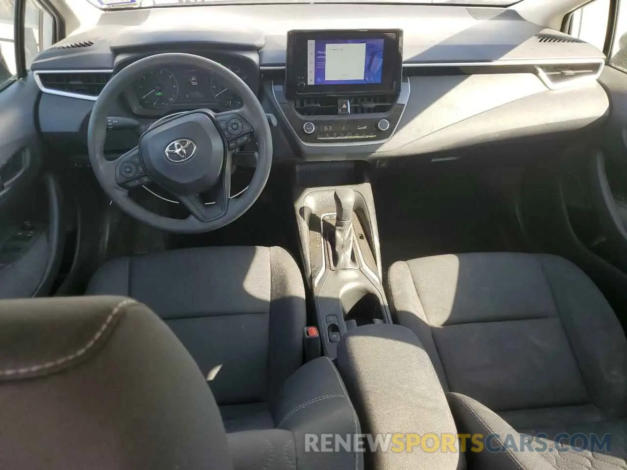 8 fotografías del automóvil dañado JTDBCMFEXR3039328 TOYOTA COROLLA 2024