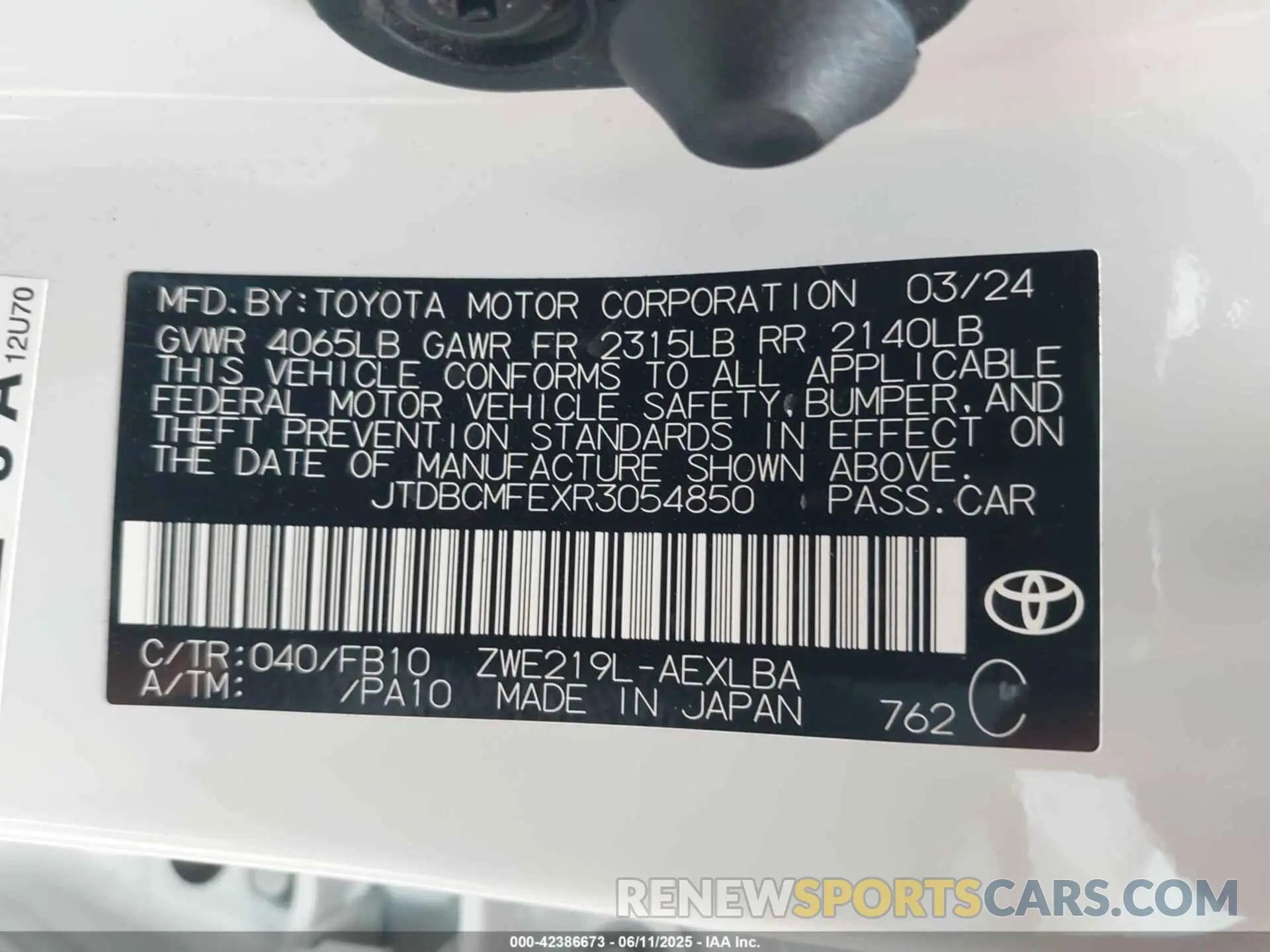9 fotografías del automóvil dañado JTDBCMFEXR3054850 TOYOTA COROLLA 2024