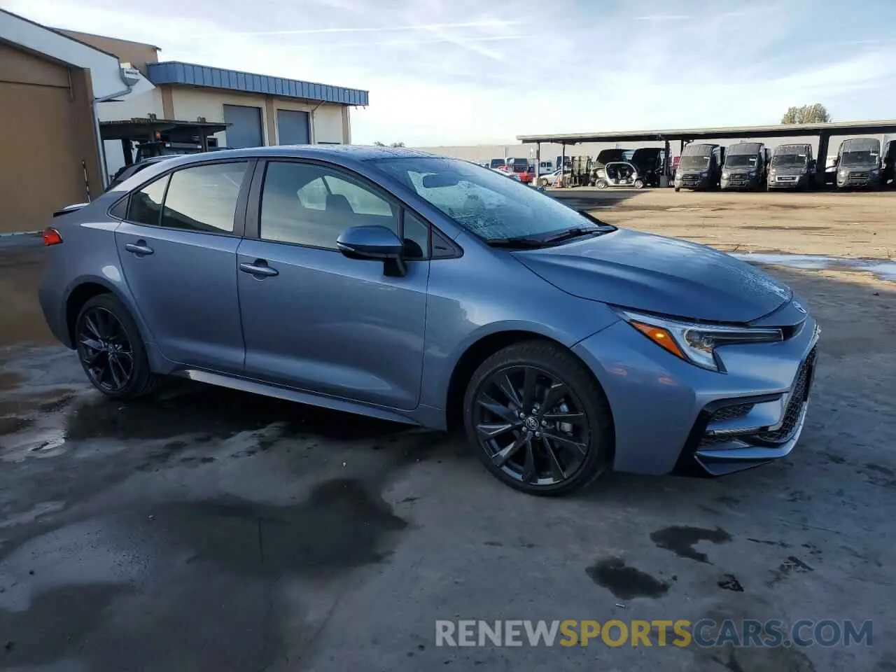 4 fotografías del automóvil dañado JTDBCMFEXR3064164 TOYOTA COROLLA 2024