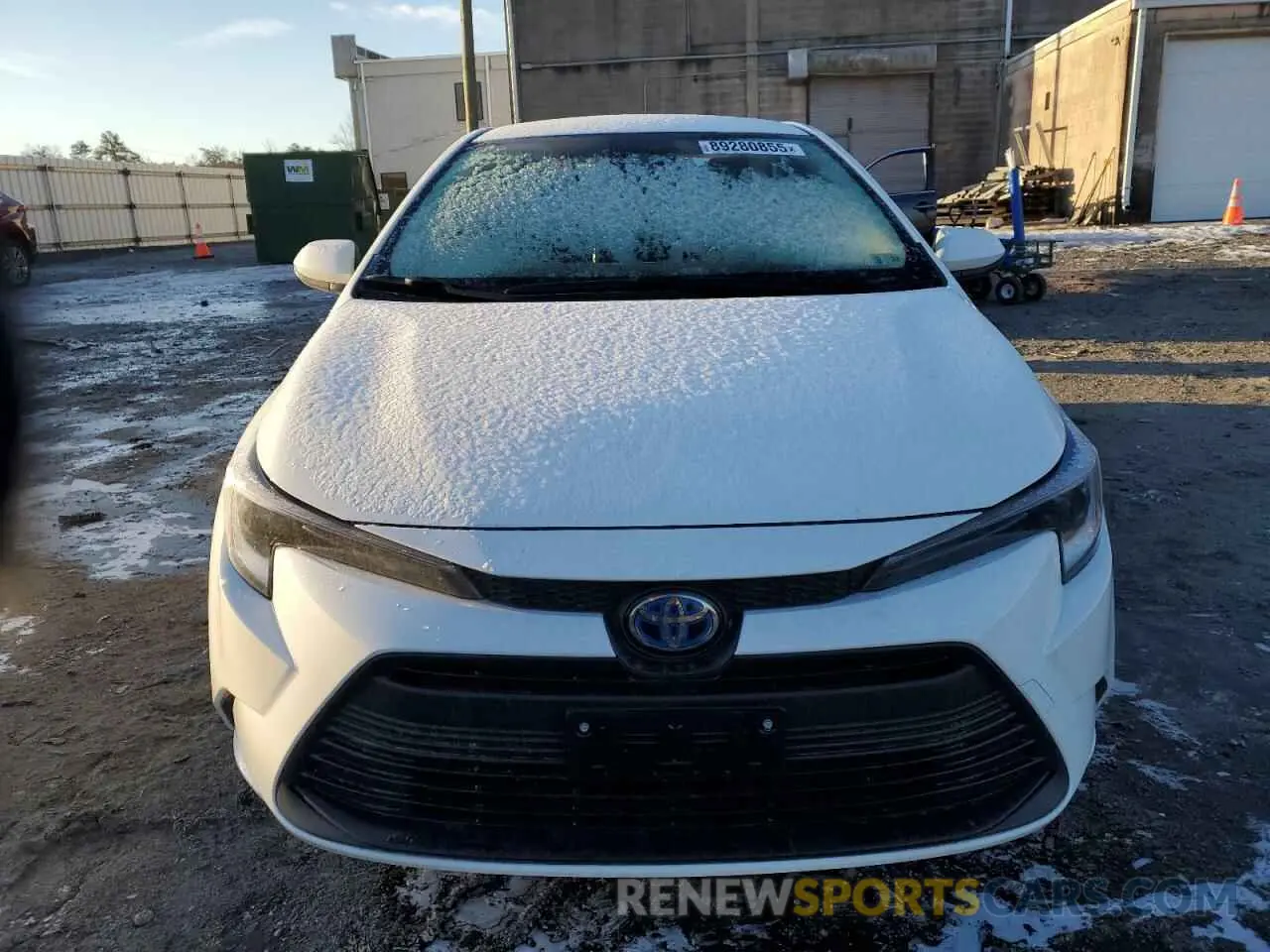 5 fotografías del automóvil dañado JTDBCMFEXR3065315 TOYOTA COROLLA 2024