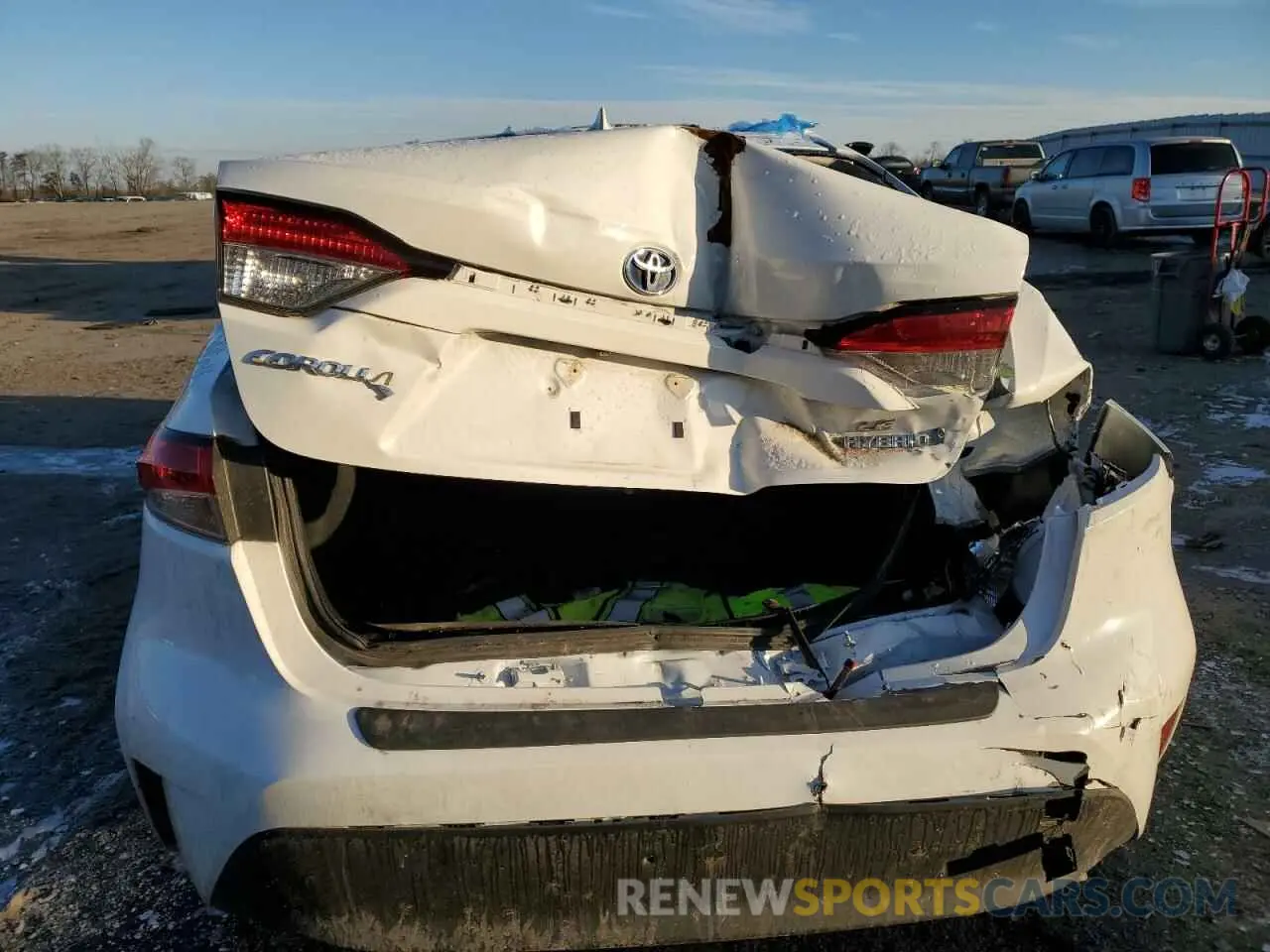 6 fotografías del automóvil dañado JTDBCMFEXR3065315 TOYOTA COROLLA 2024