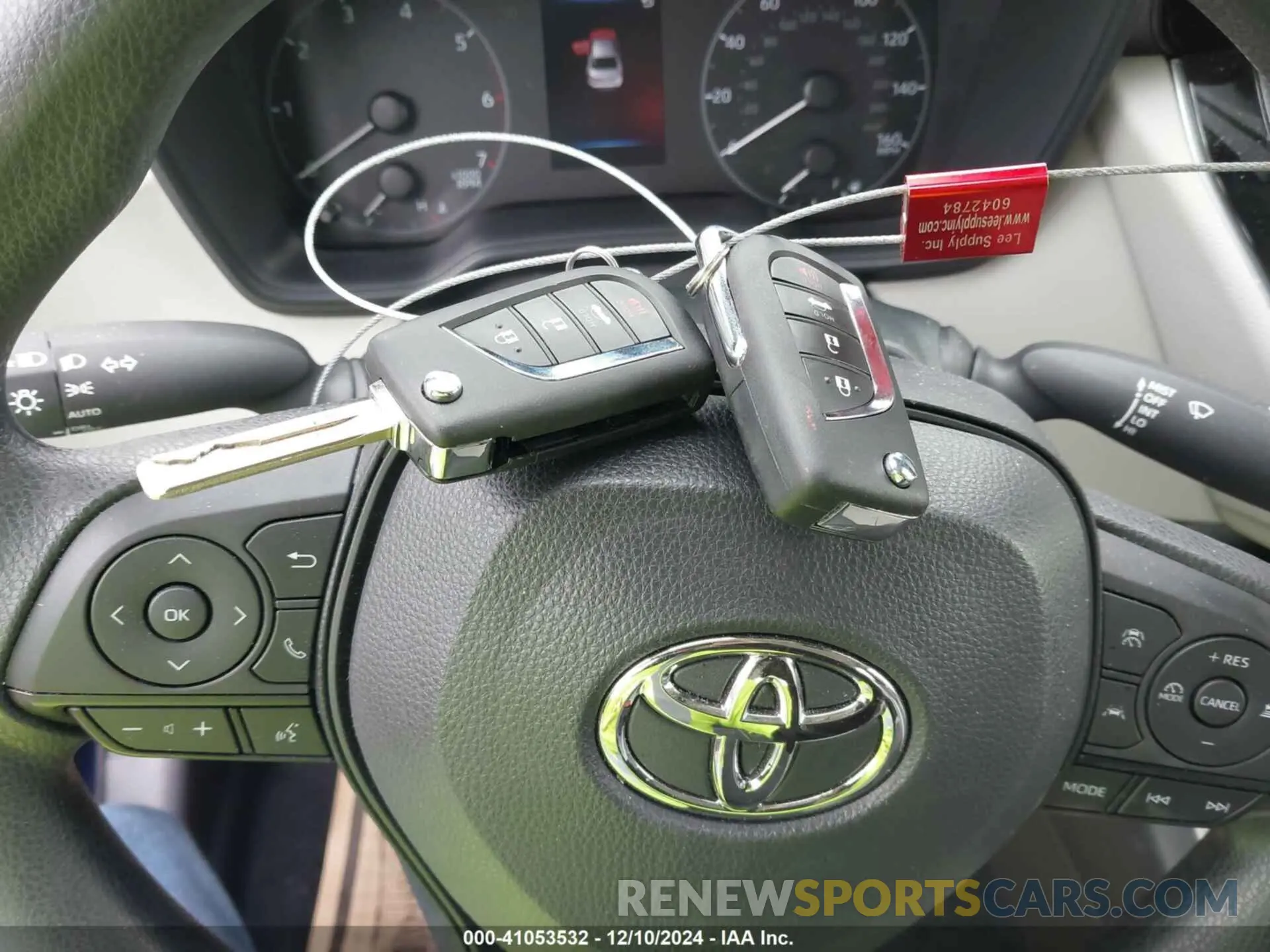11 fotografías del automóvil dañado JTDBCMFEXRJ031273 TOYOTA COROLLA 2024