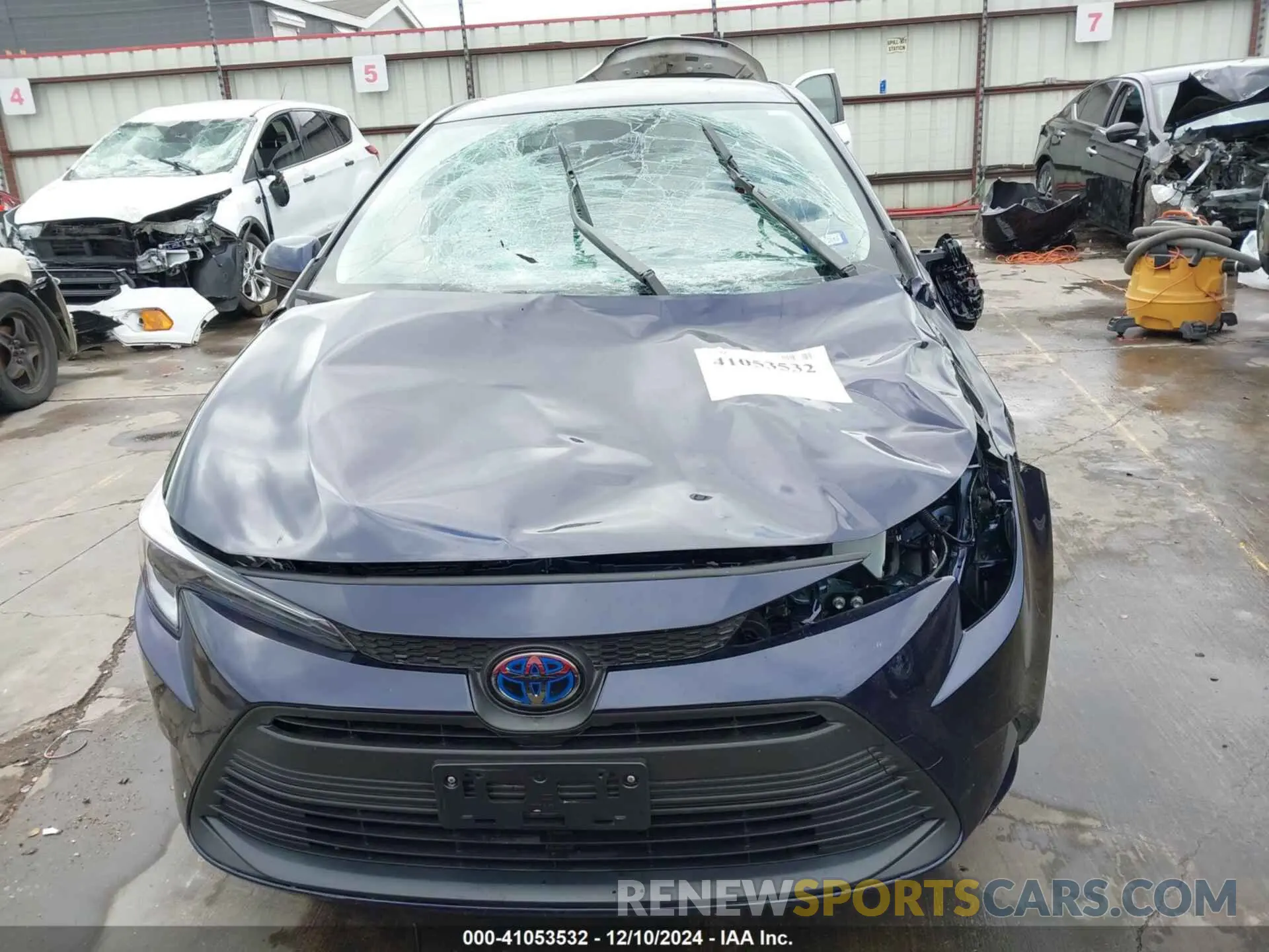 13 fotografías del automóvil dañado JTDBCMFEXRJ031273 TOYOTA COROLLA 2024