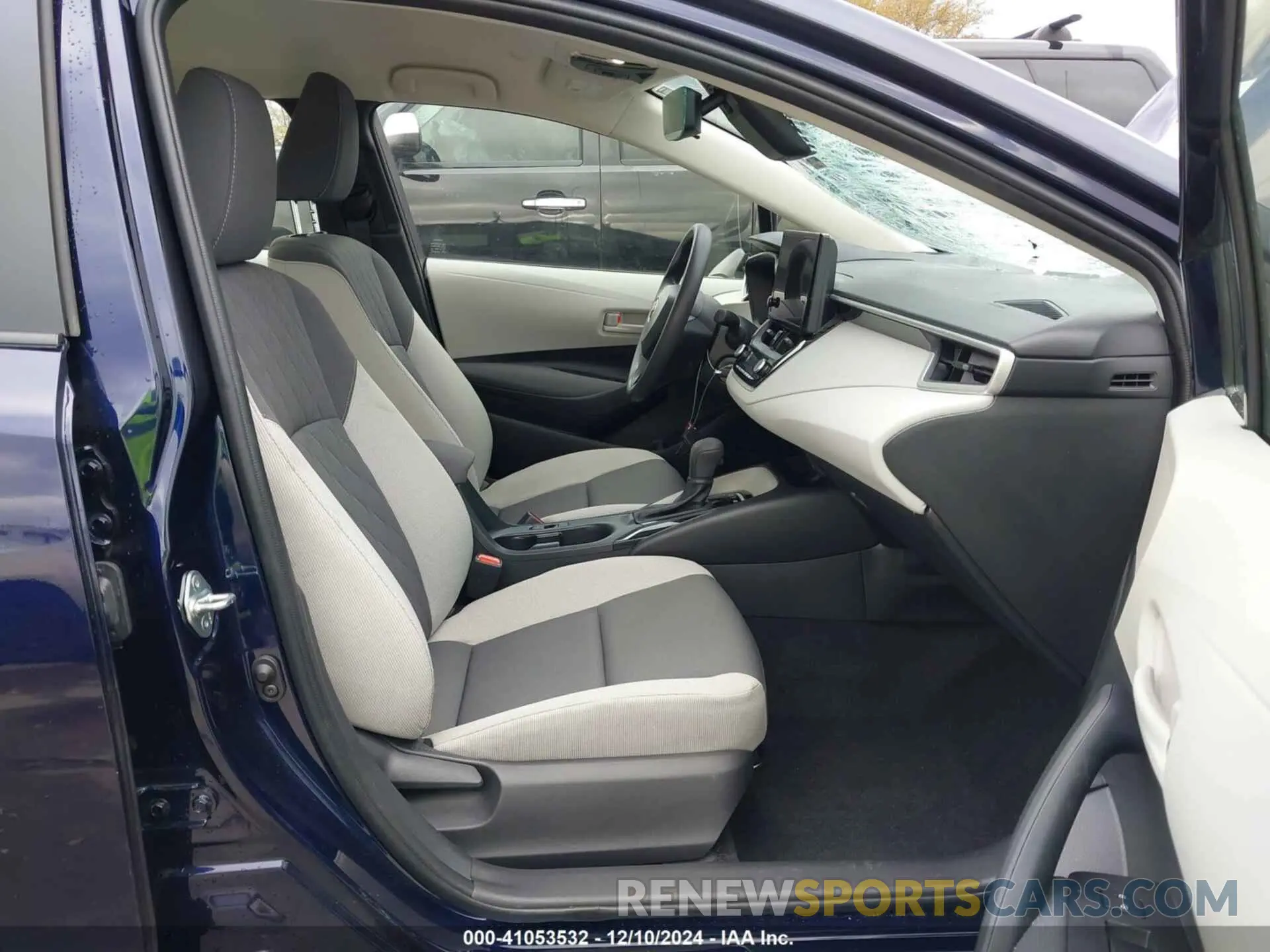 5 fotografías del automóvil dañado JTDBCMFEXRJ031273 TOYOTA COROLLA 2024